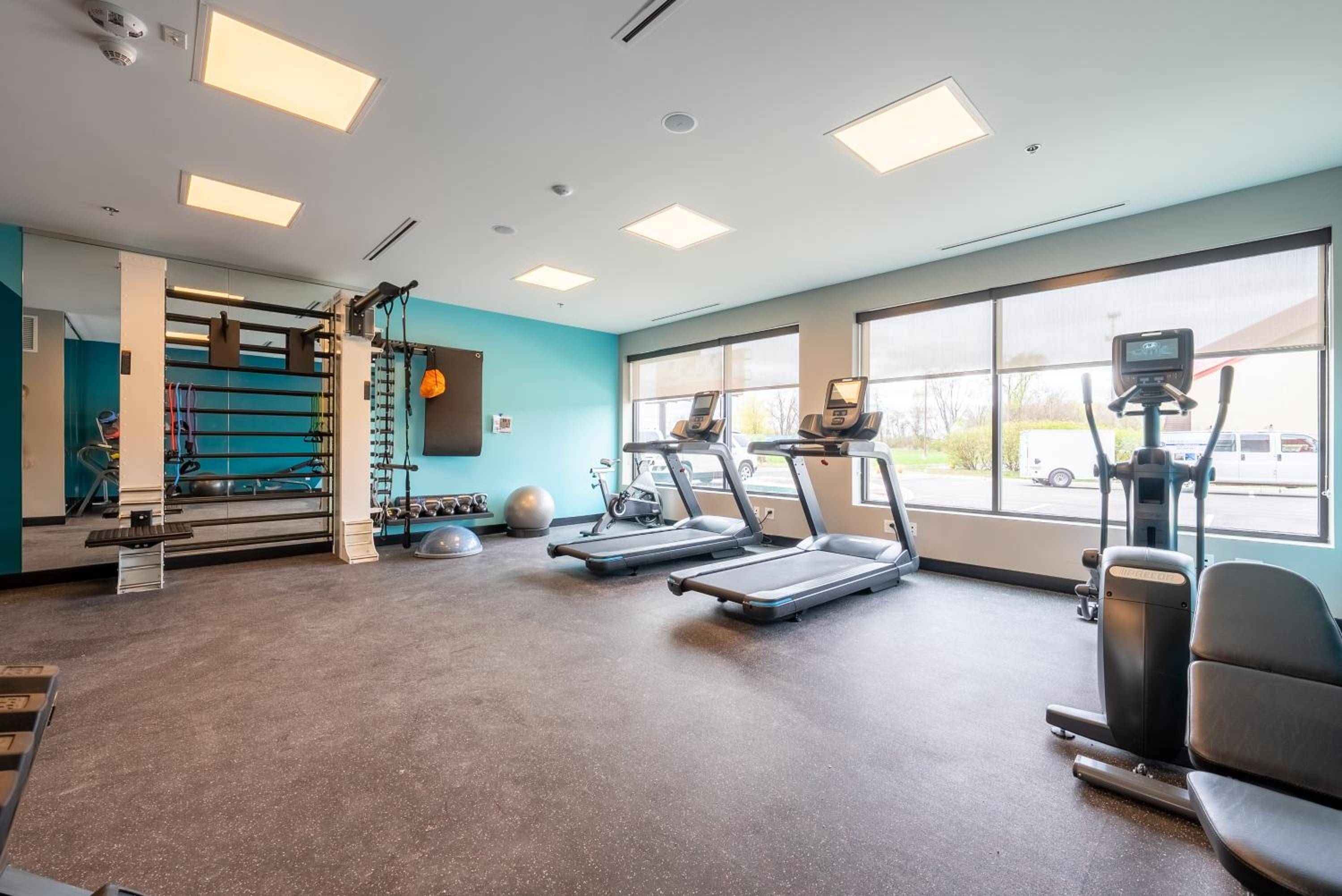 avid hotels - Kalamazoo East by IHG