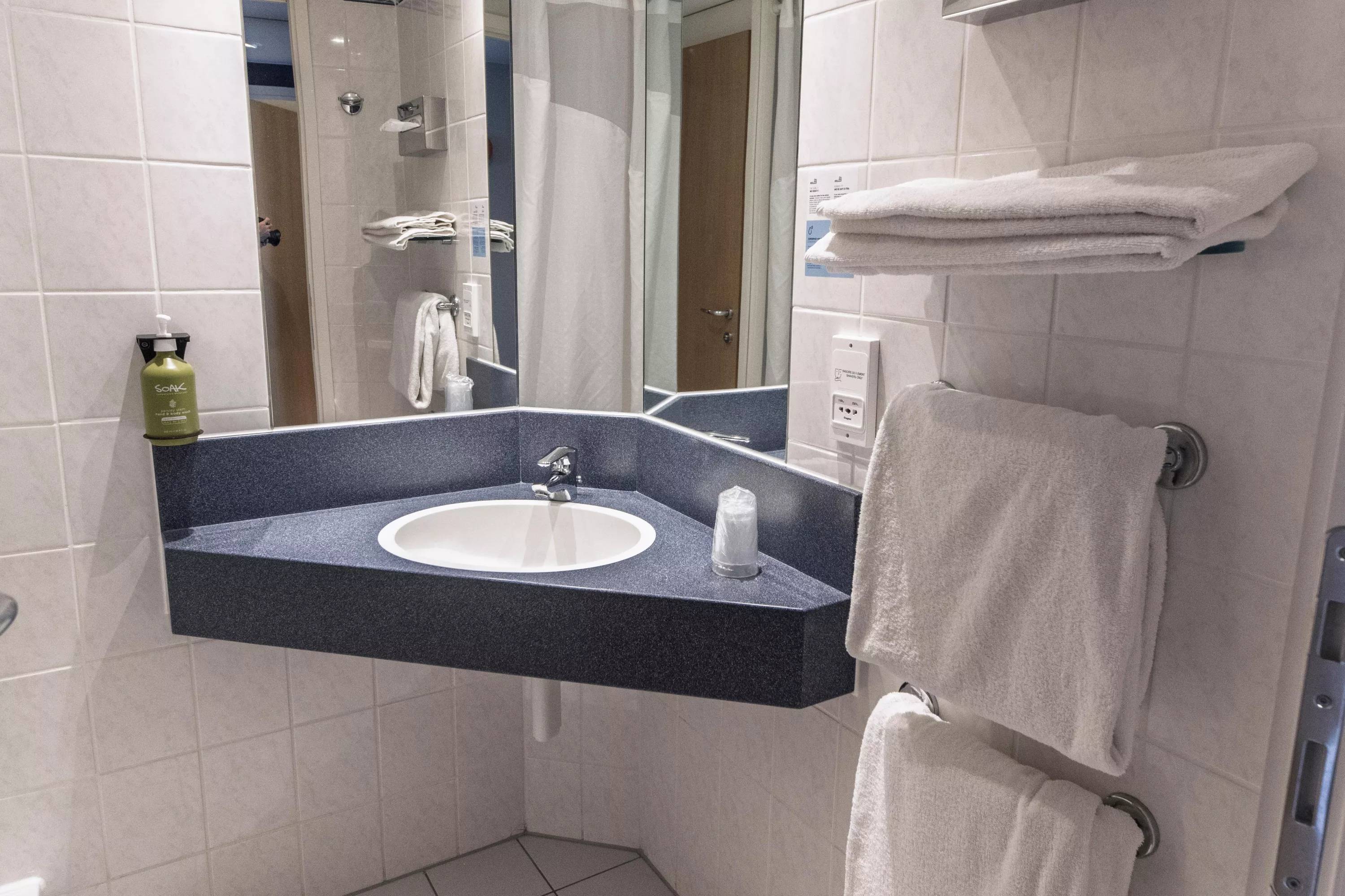 Holiday Inn Express Geneva Airport by IHG