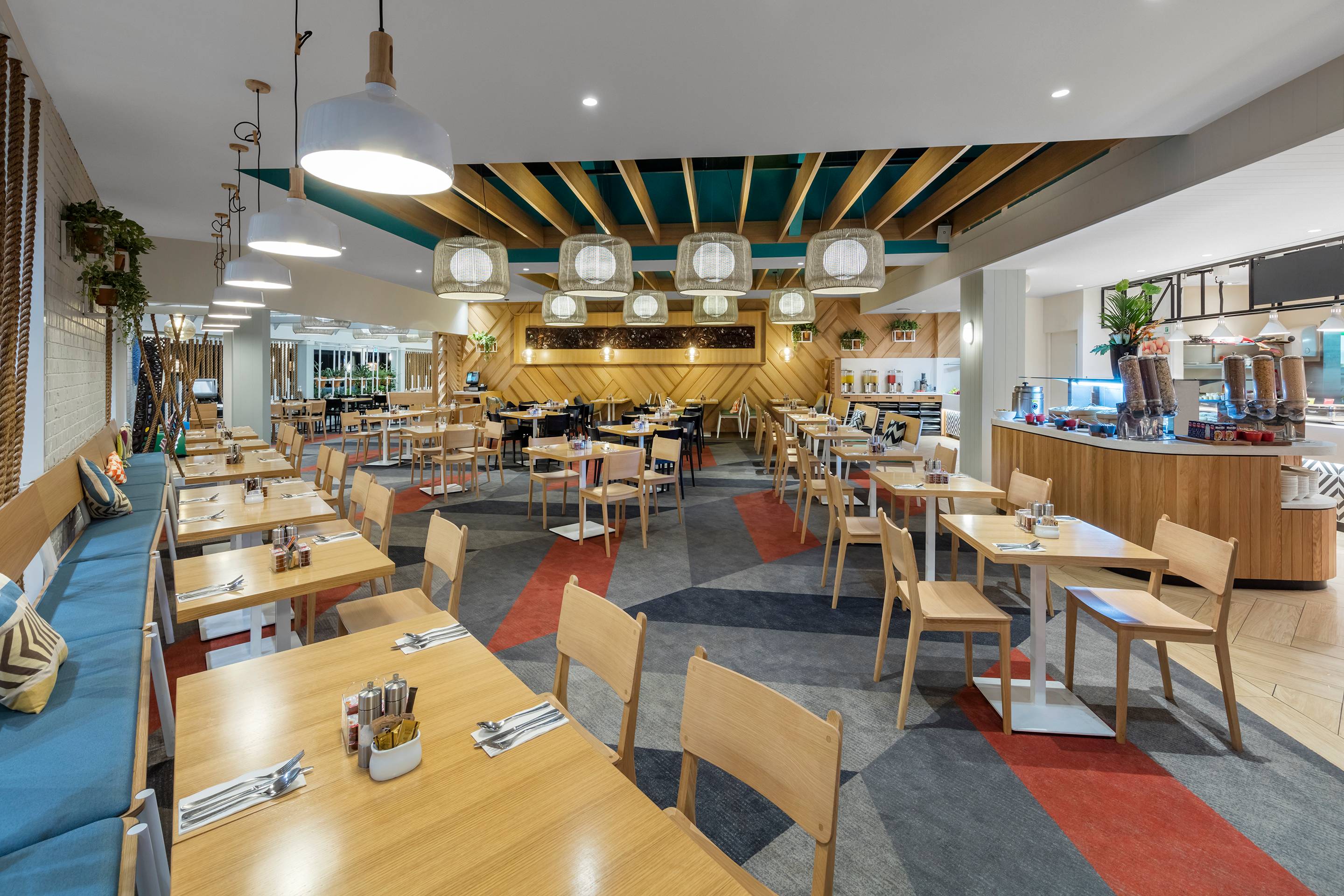 Holiday Inn Auckland Airport by IHG