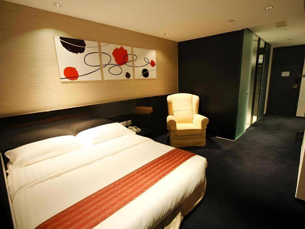 Noble Park Hotel managed by New Wisdom Management Ltd