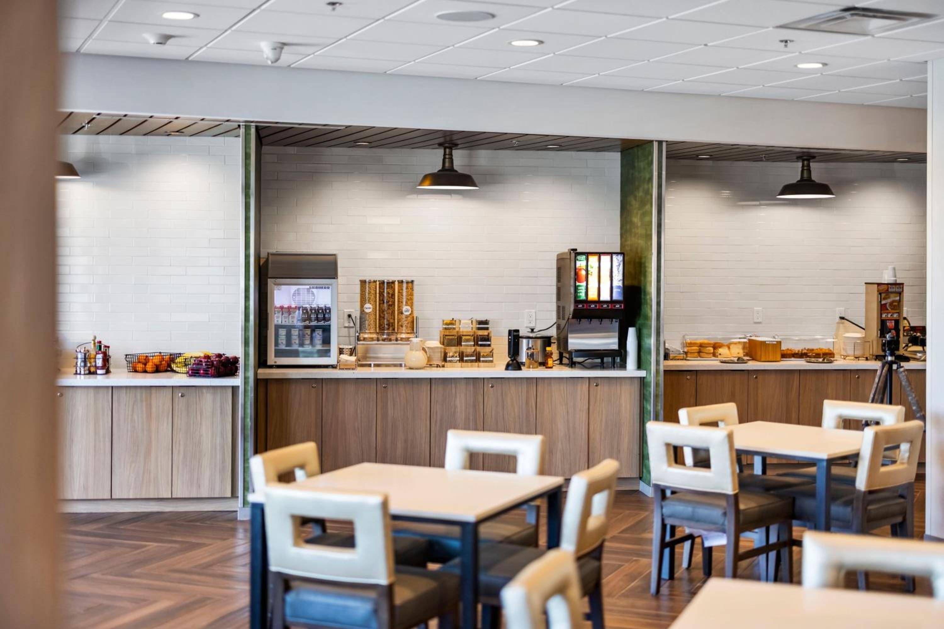 Fairfield Inn & Suites San Francisco Airport Oyster Point Area