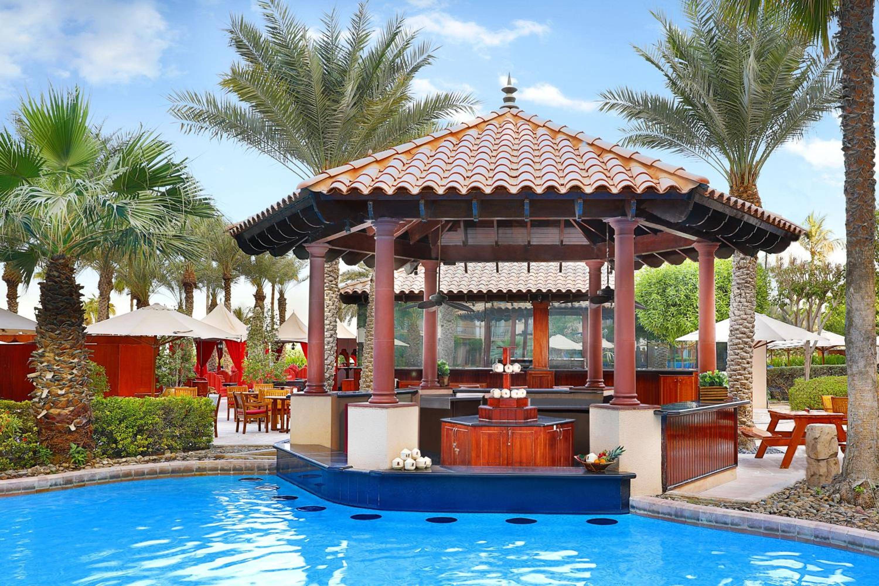 Test Daypass: The Ritz-Carlton, Dubai