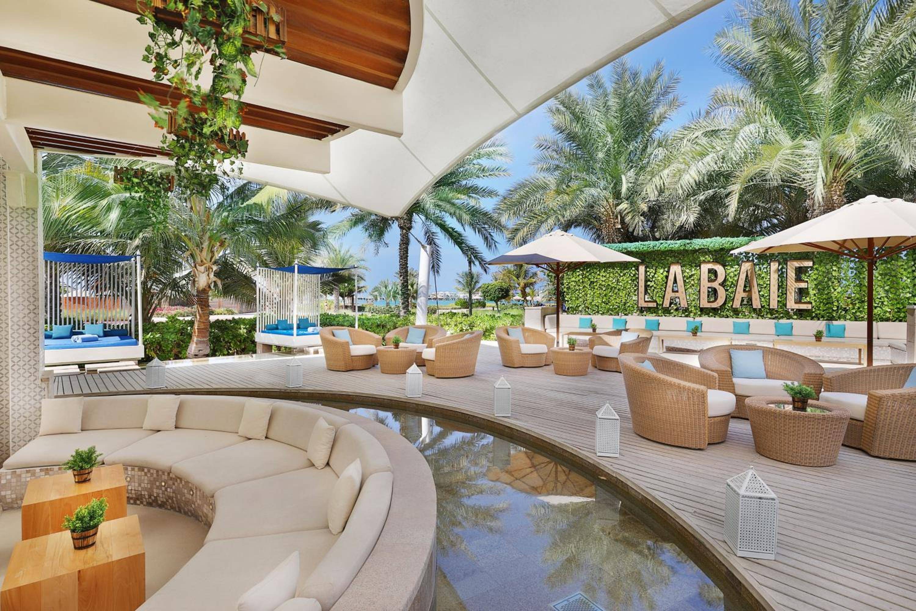 Test Daypass: The Ritz-Carlton, Dubai