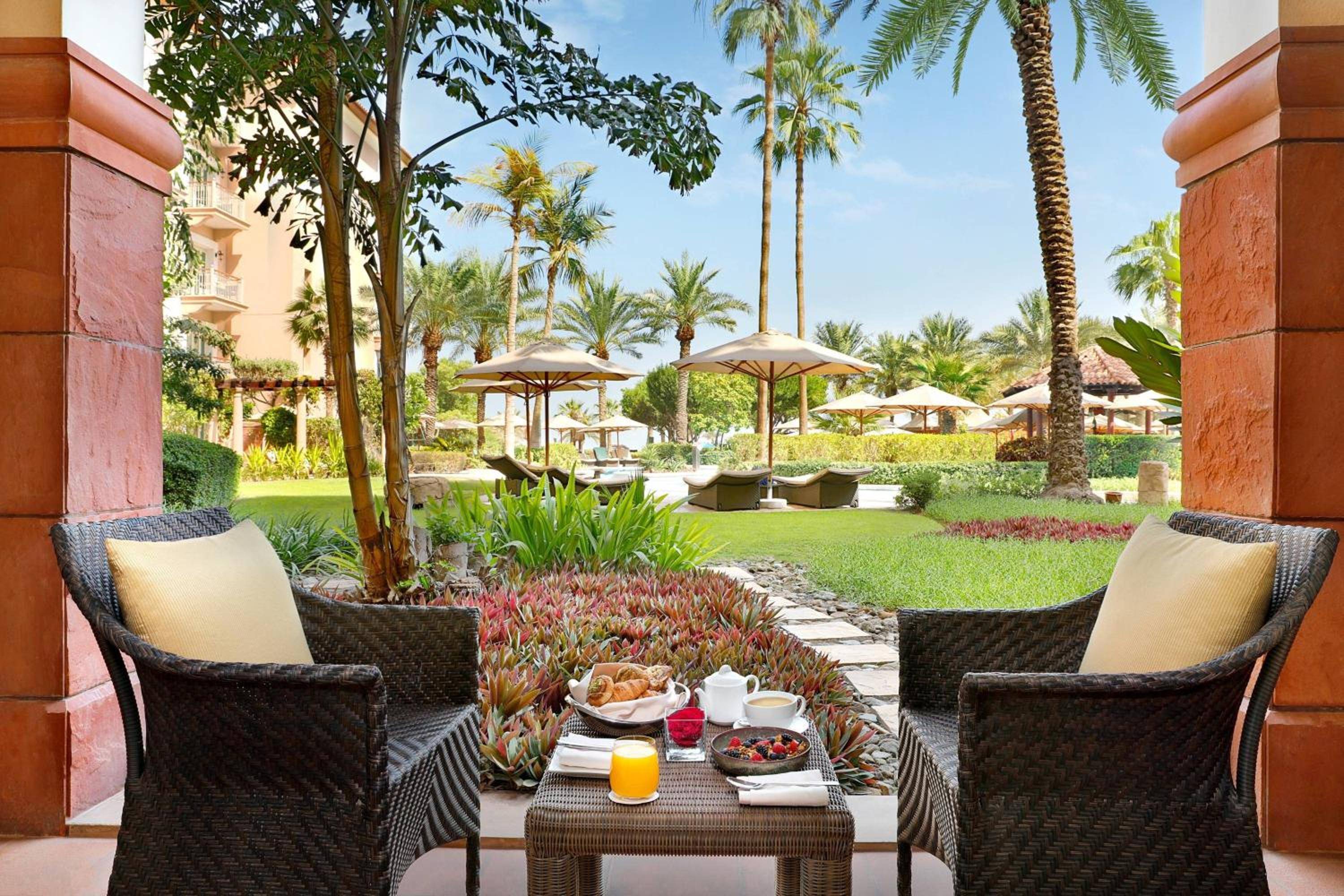 Test Daypass: The Ritz-Carlton, Dubai