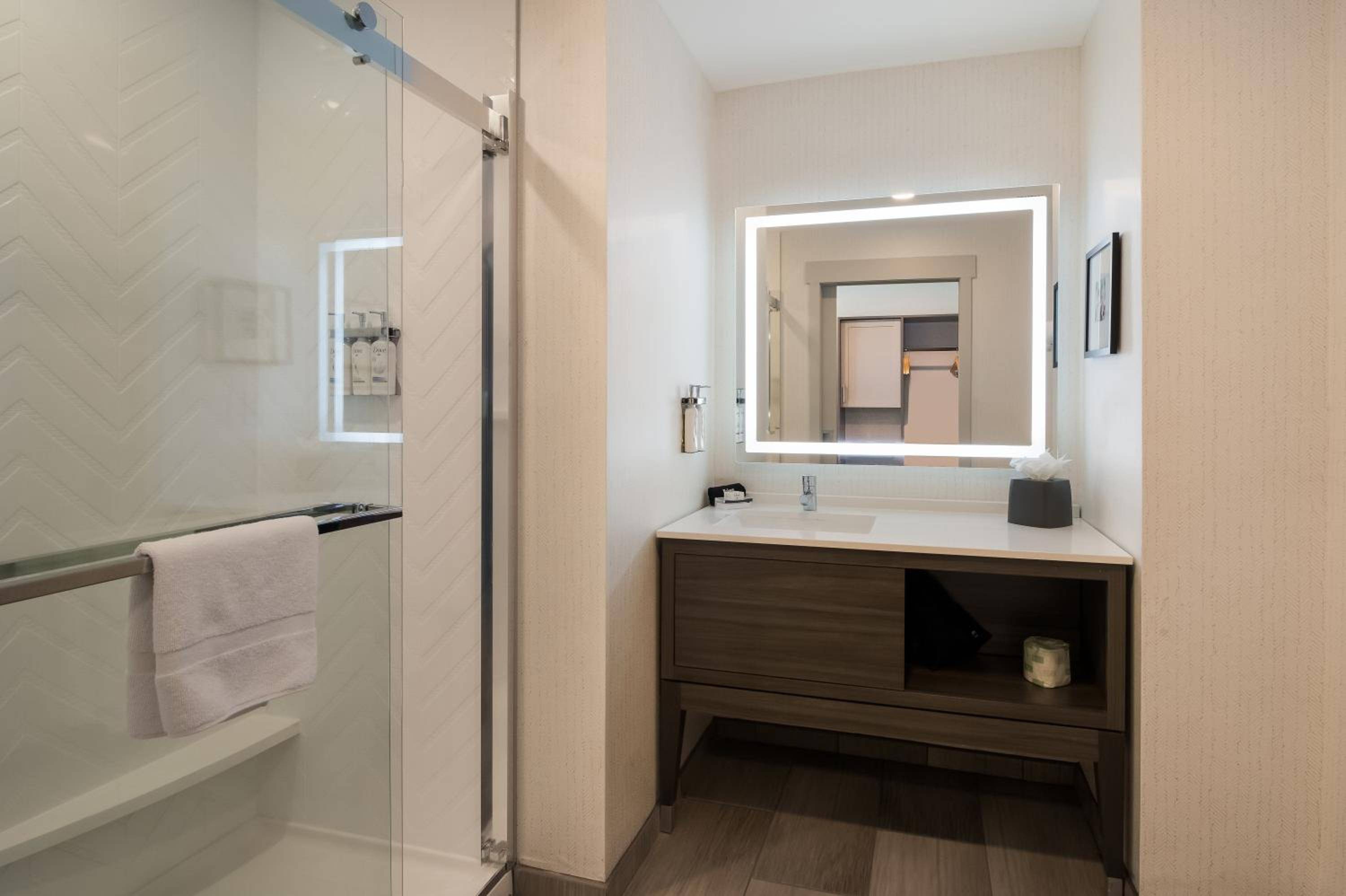 Holiday Inn & Suites Mt Juliet – Nashville Area