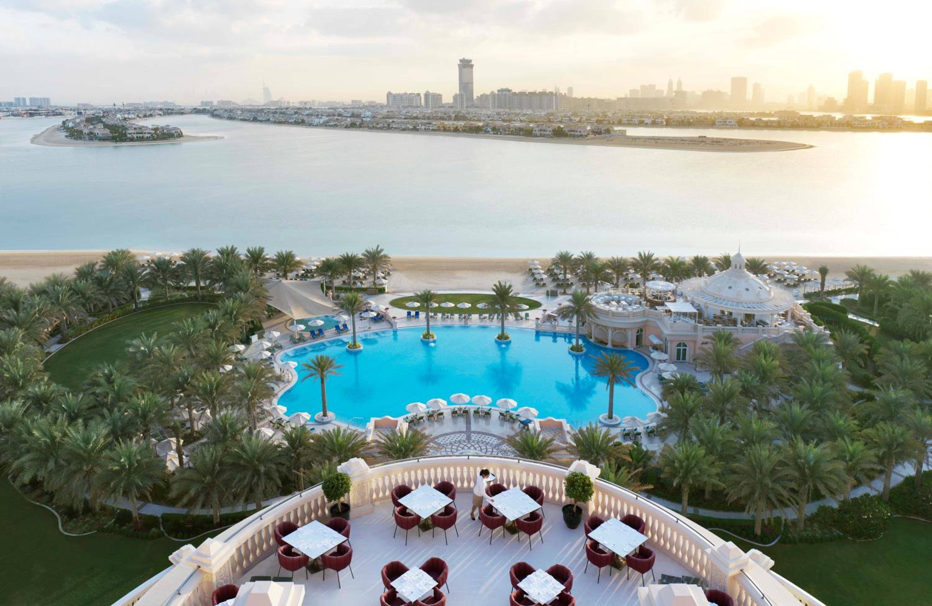 Test Daypass: Raffles The Palm