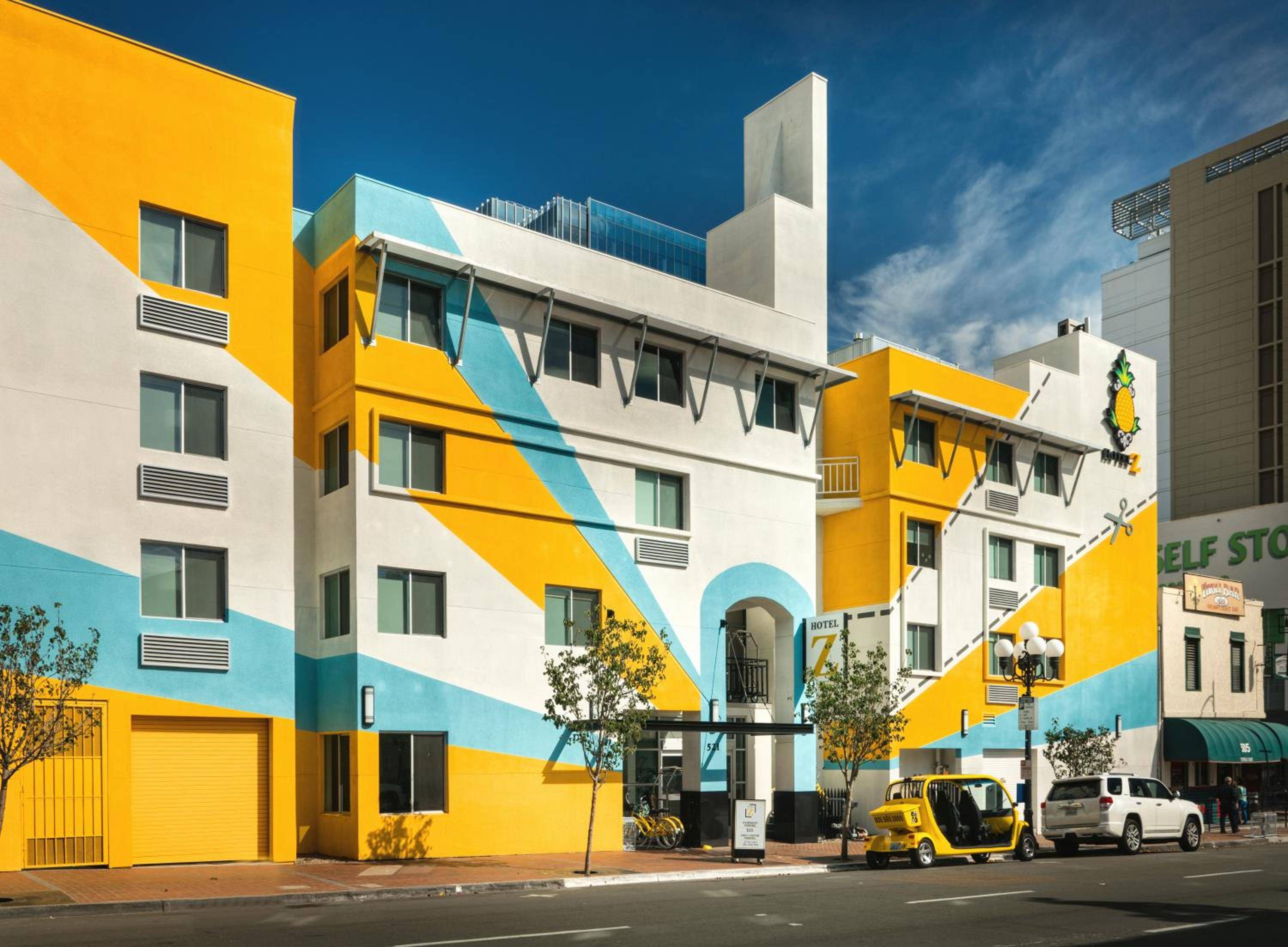 Staypineapple, Hotel Z, Gaslamp San Diego