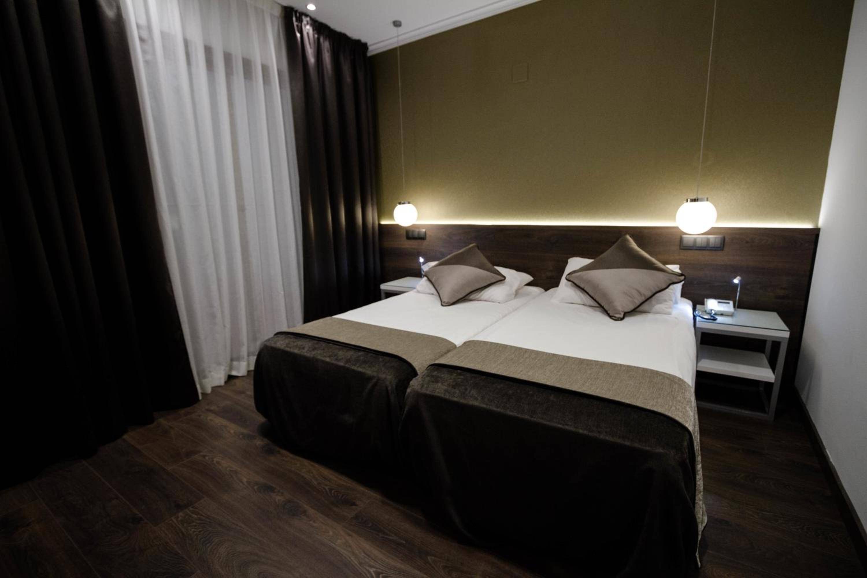 Hotel Moderno BCN