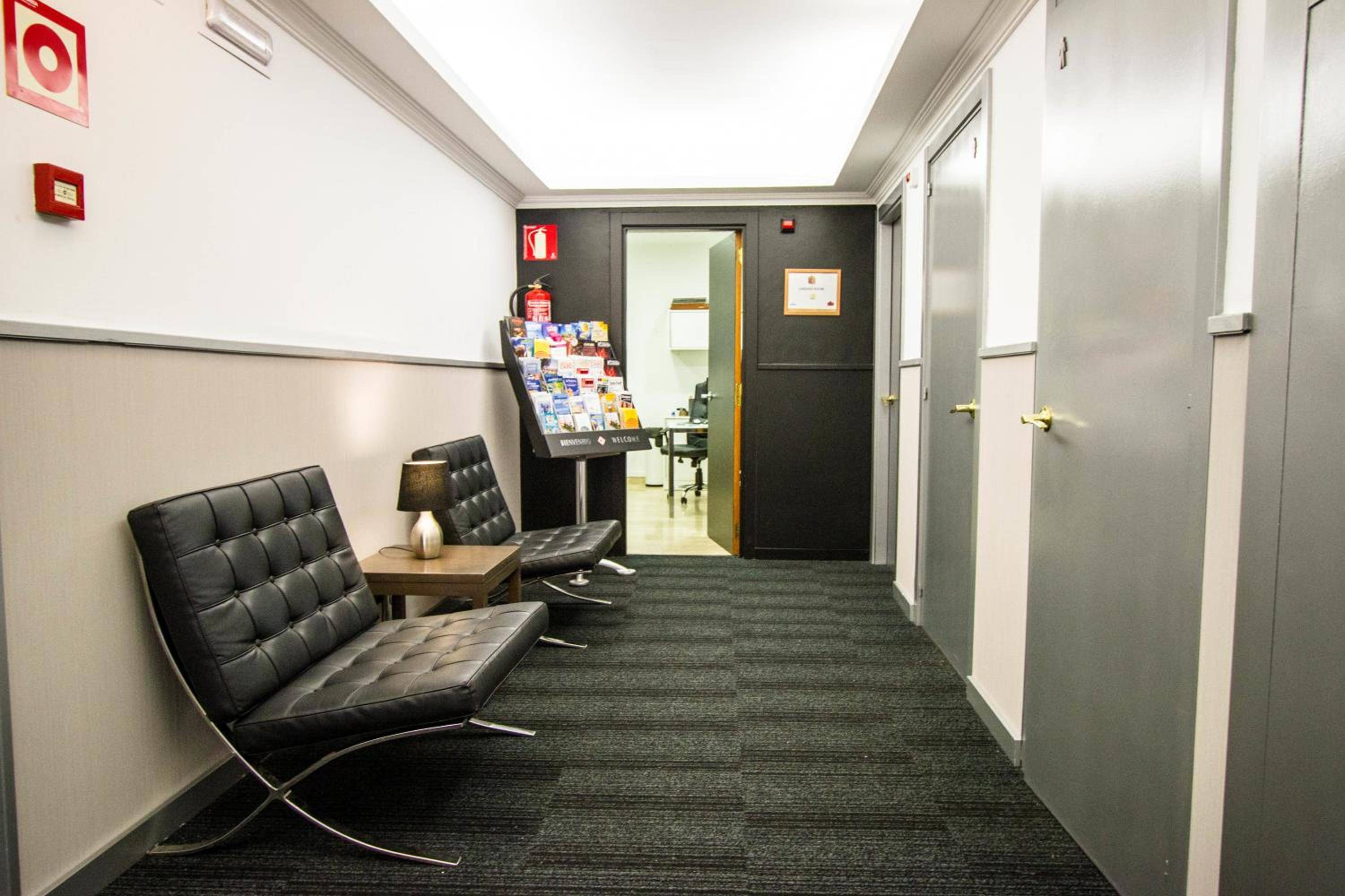 Hotel Moderno BCN