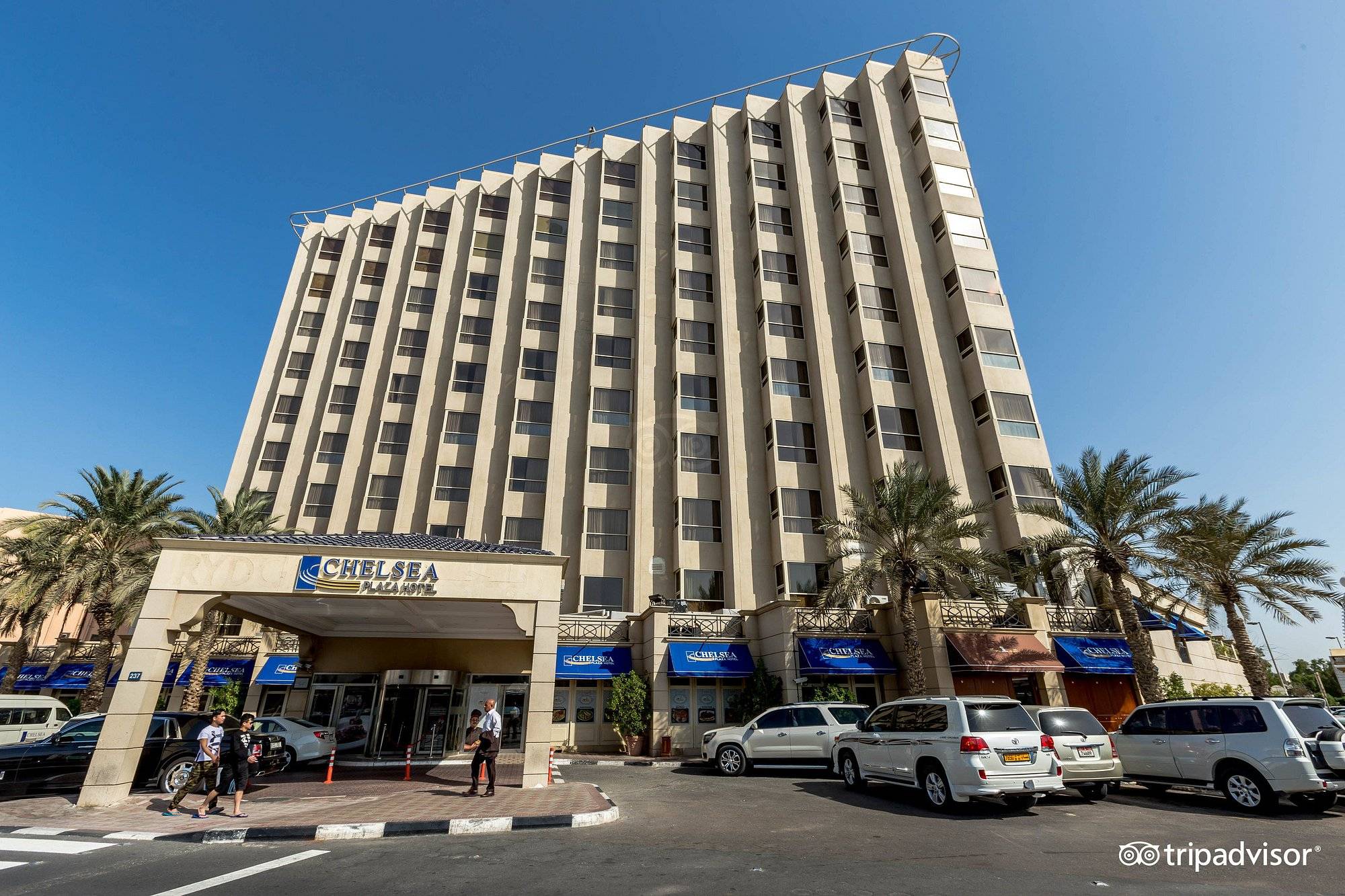 The Luxe Plaza