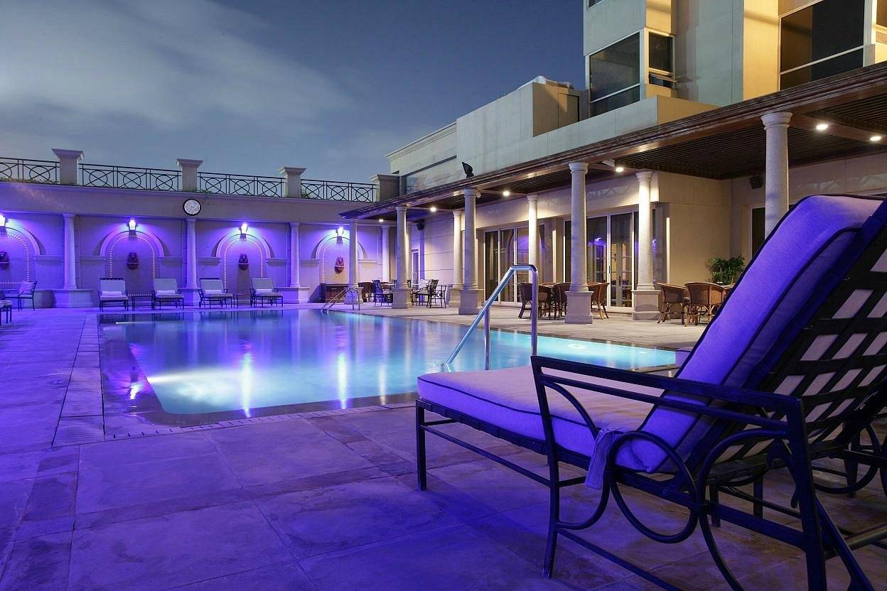 The Luxe Plaza
