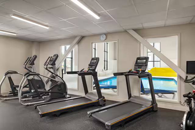Microtel Inn & Suites Montreal Airport-Dorval QC