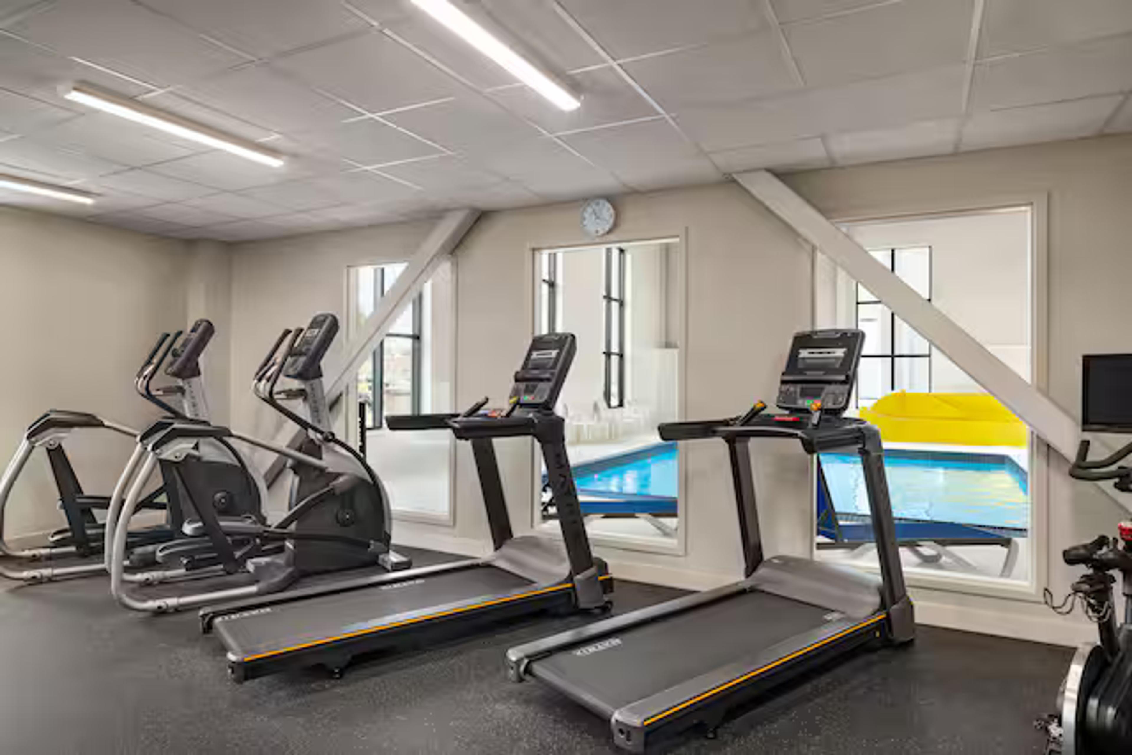 Microtel Inn & Suites Montreal Airport-Dorval QC