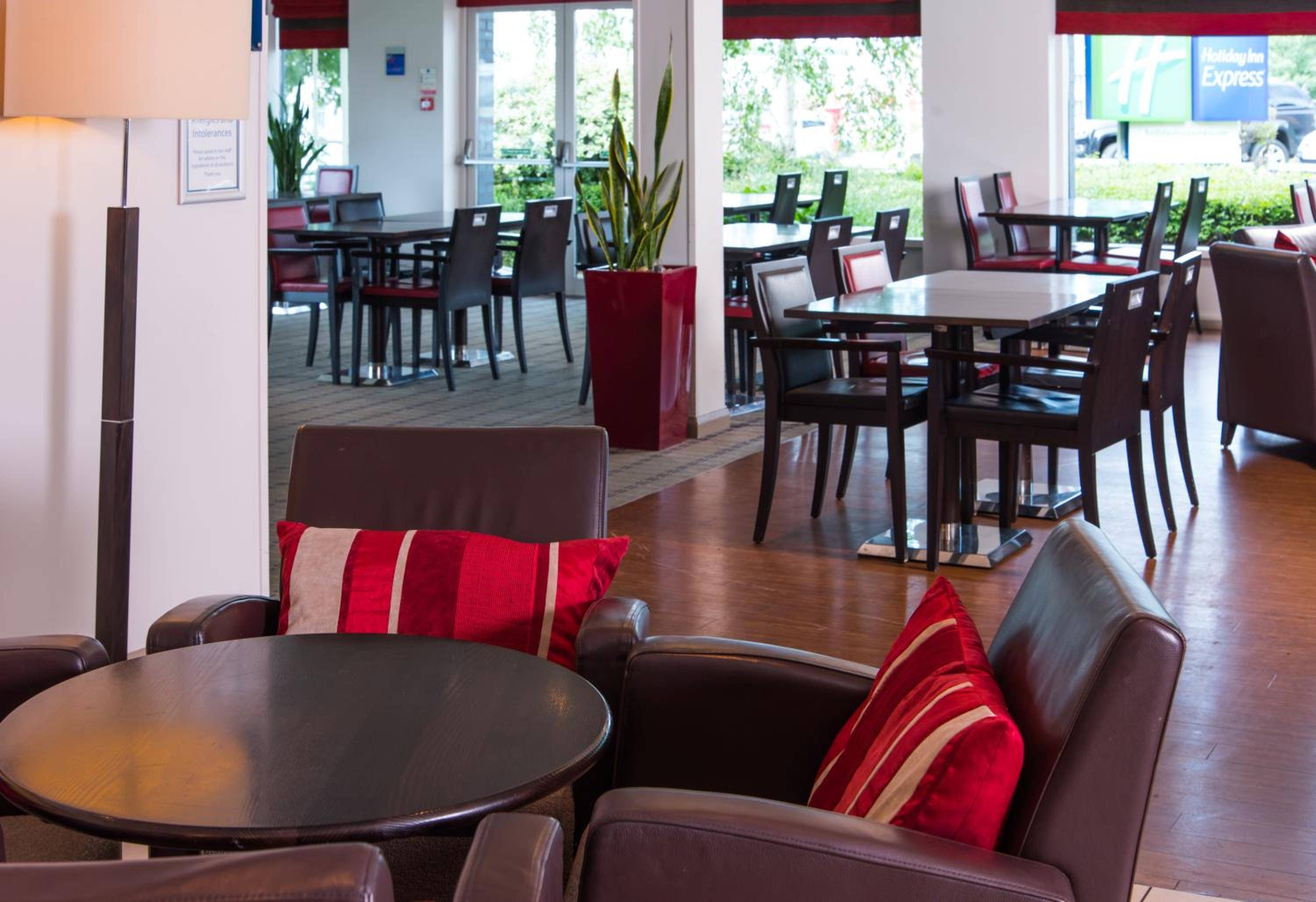 Holiday Inn Express Leeds City Centre by IHG