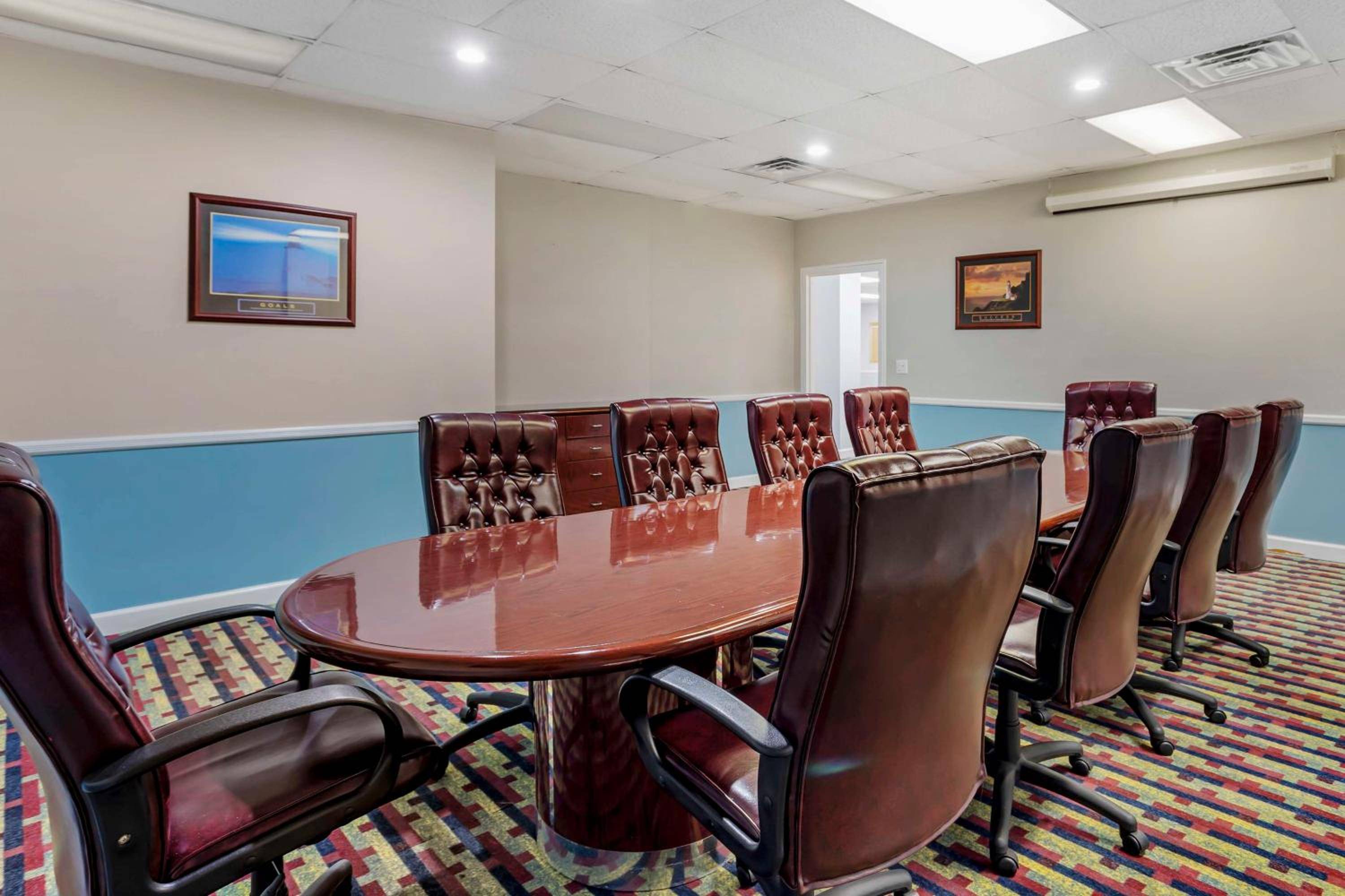 Best Western Rutgers University Hotel