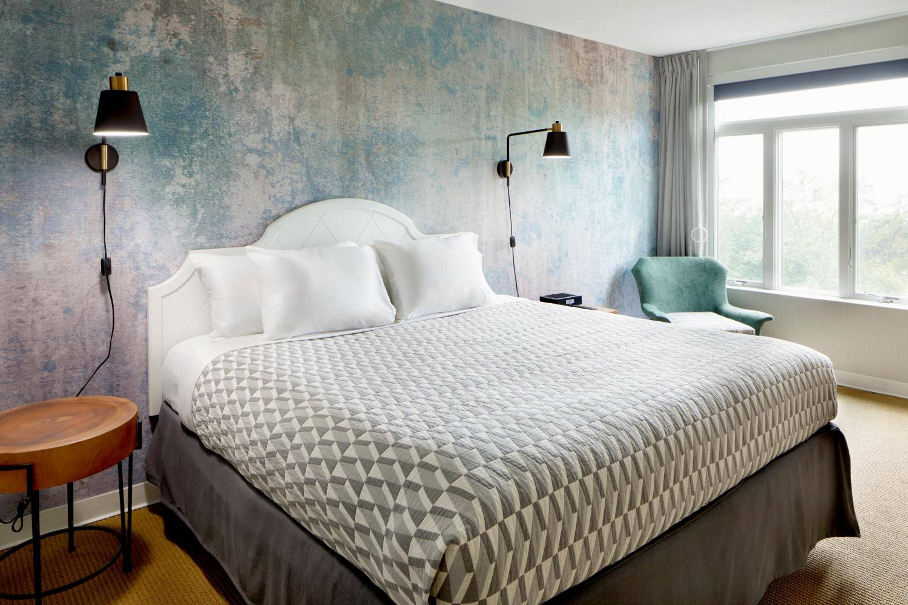 Tarrytown House Estate