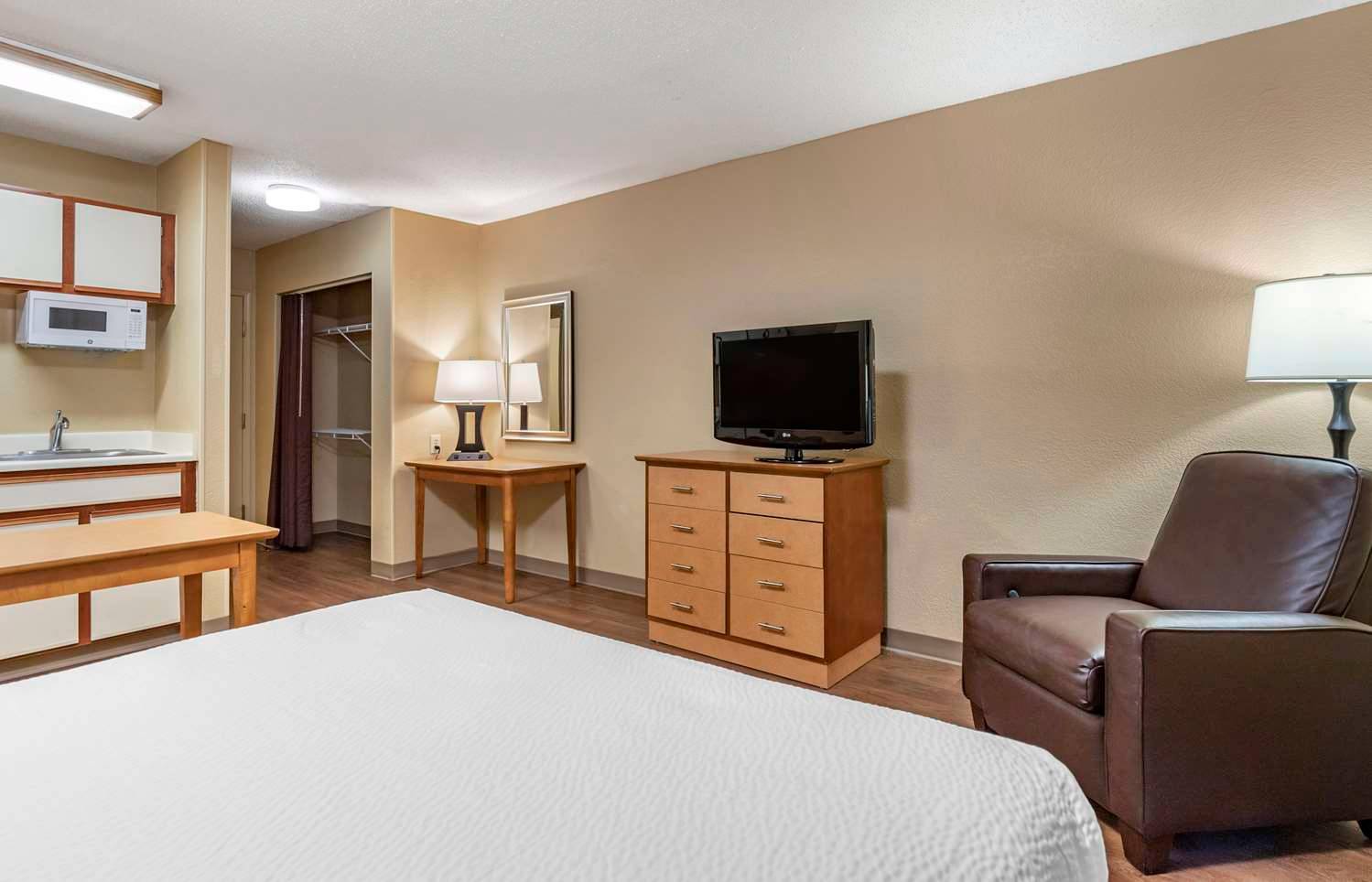 Extended Stay America Suites - San Antonio - Colonnade - Medical