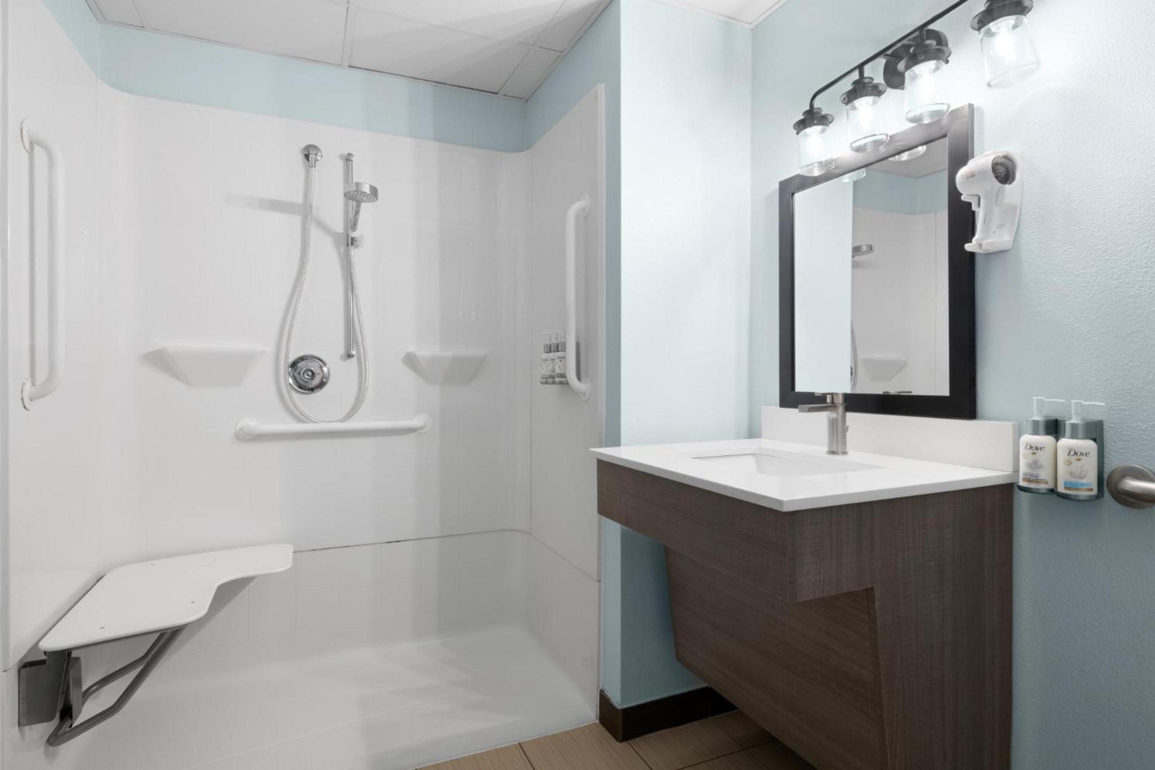 Garner Hotel - Virginia Beach North