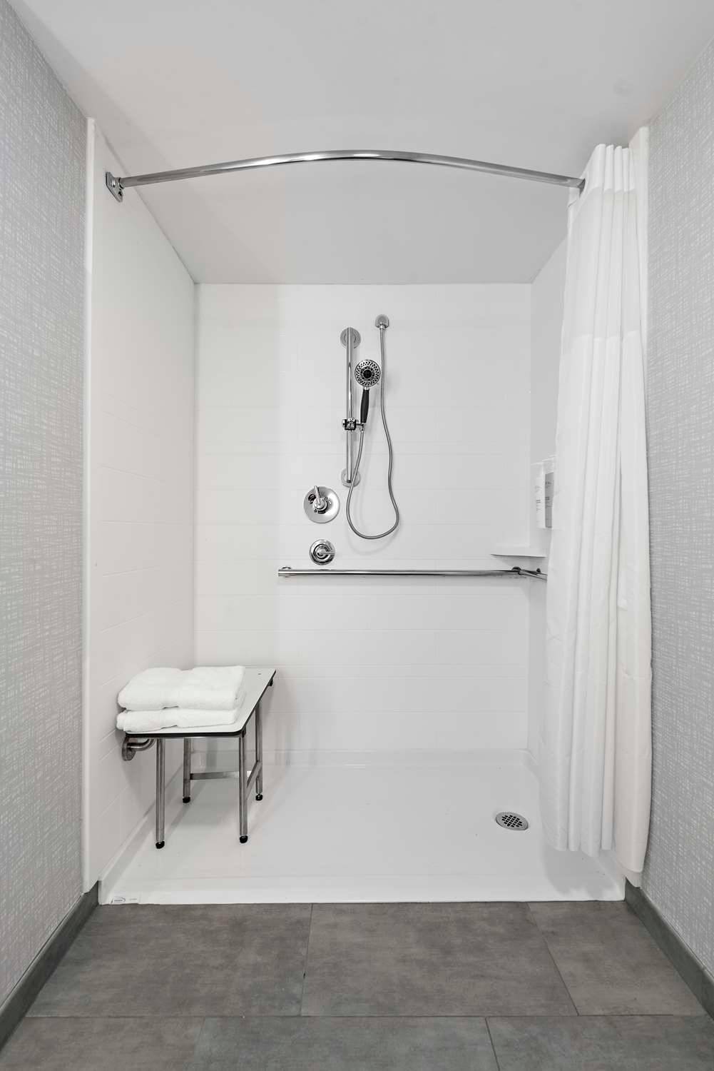 Hampton Inn by Hilton Los Angeles Airport