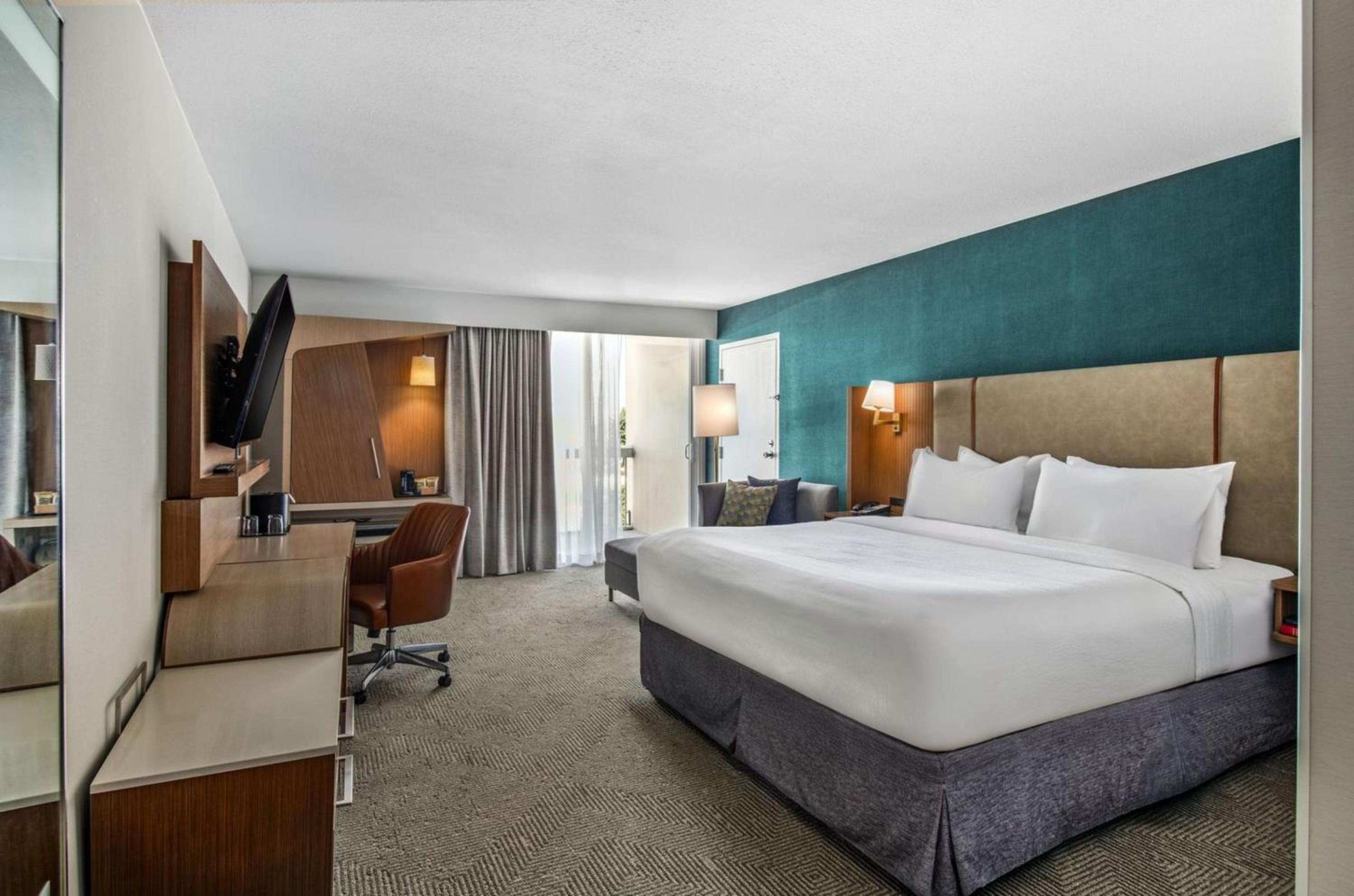 Holiday Inn Oxnard - Ventura by IHG