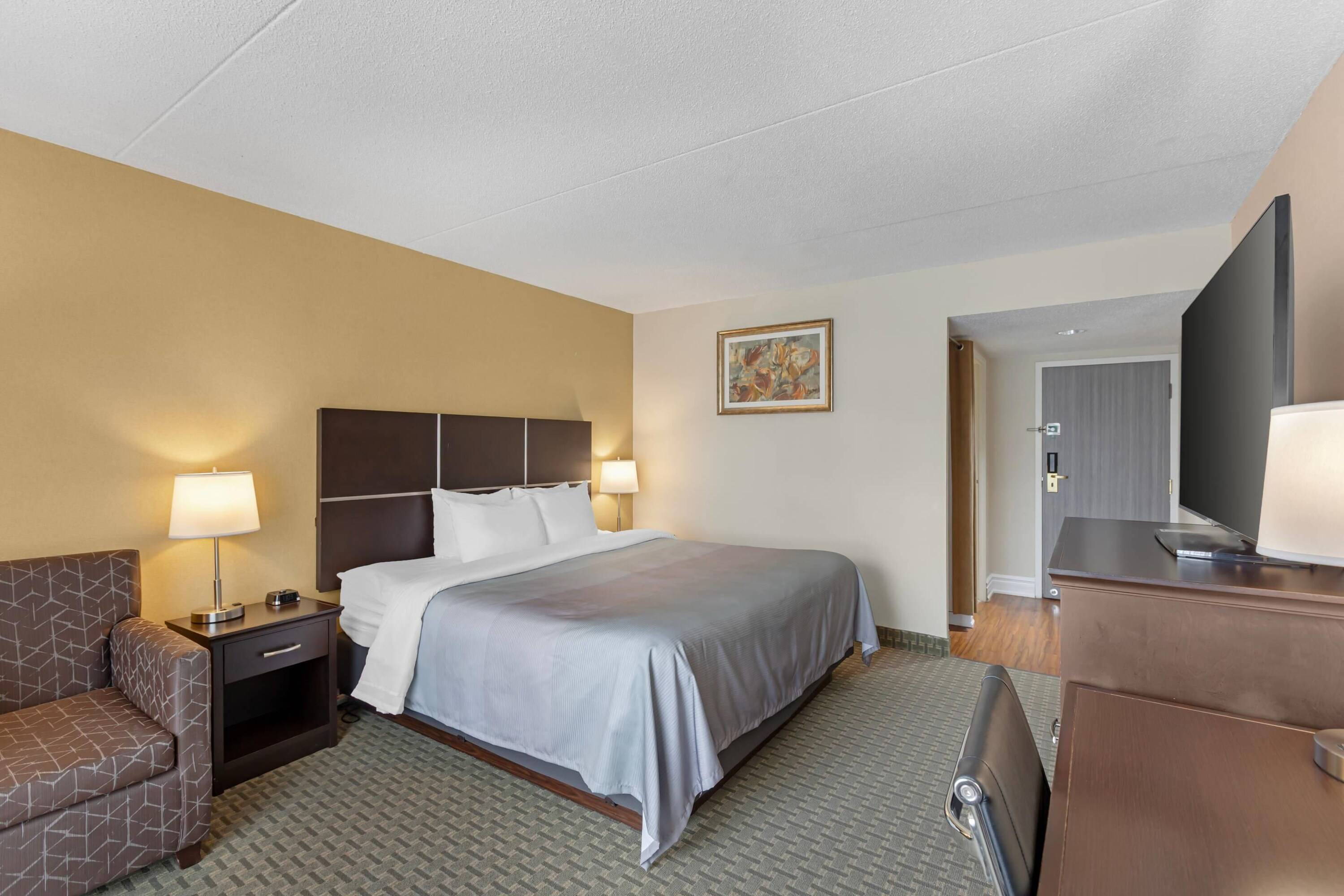 Quality Inn & suites Mississauga