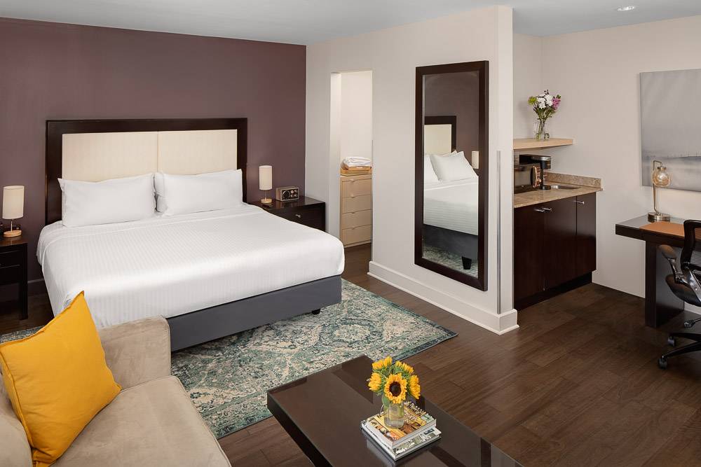 The Andrew Hotel