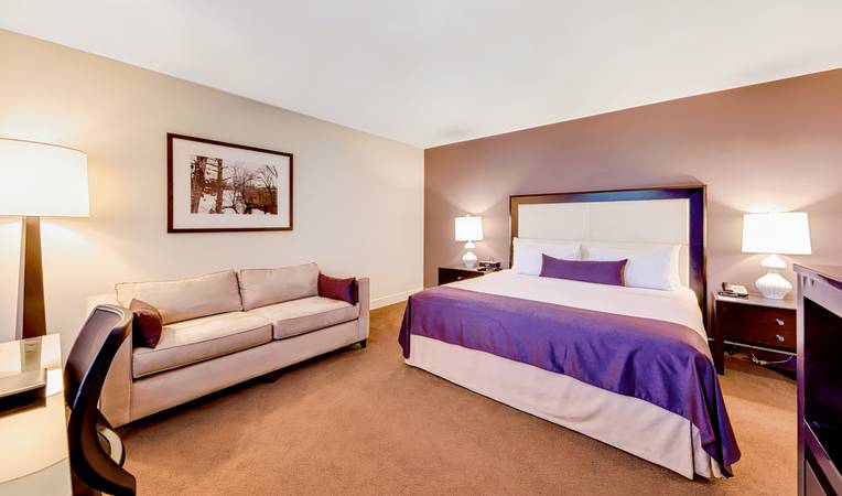 The Andrew Hotel