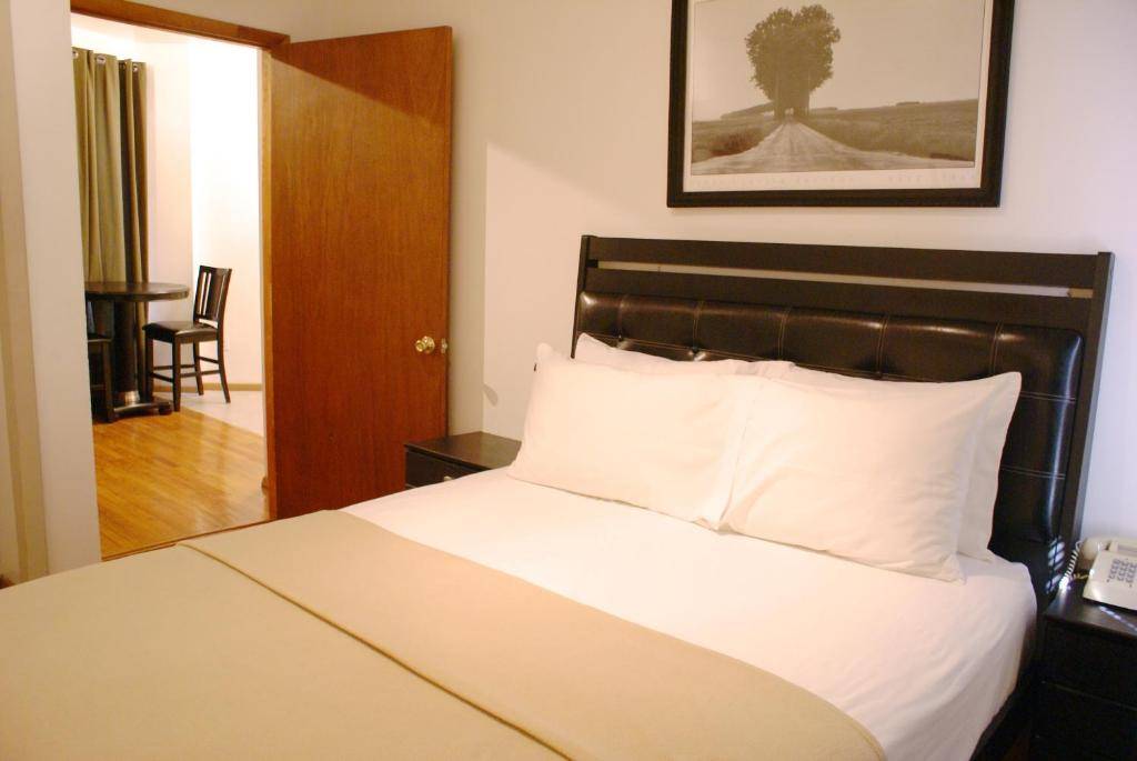 Off soho Suites Hotel