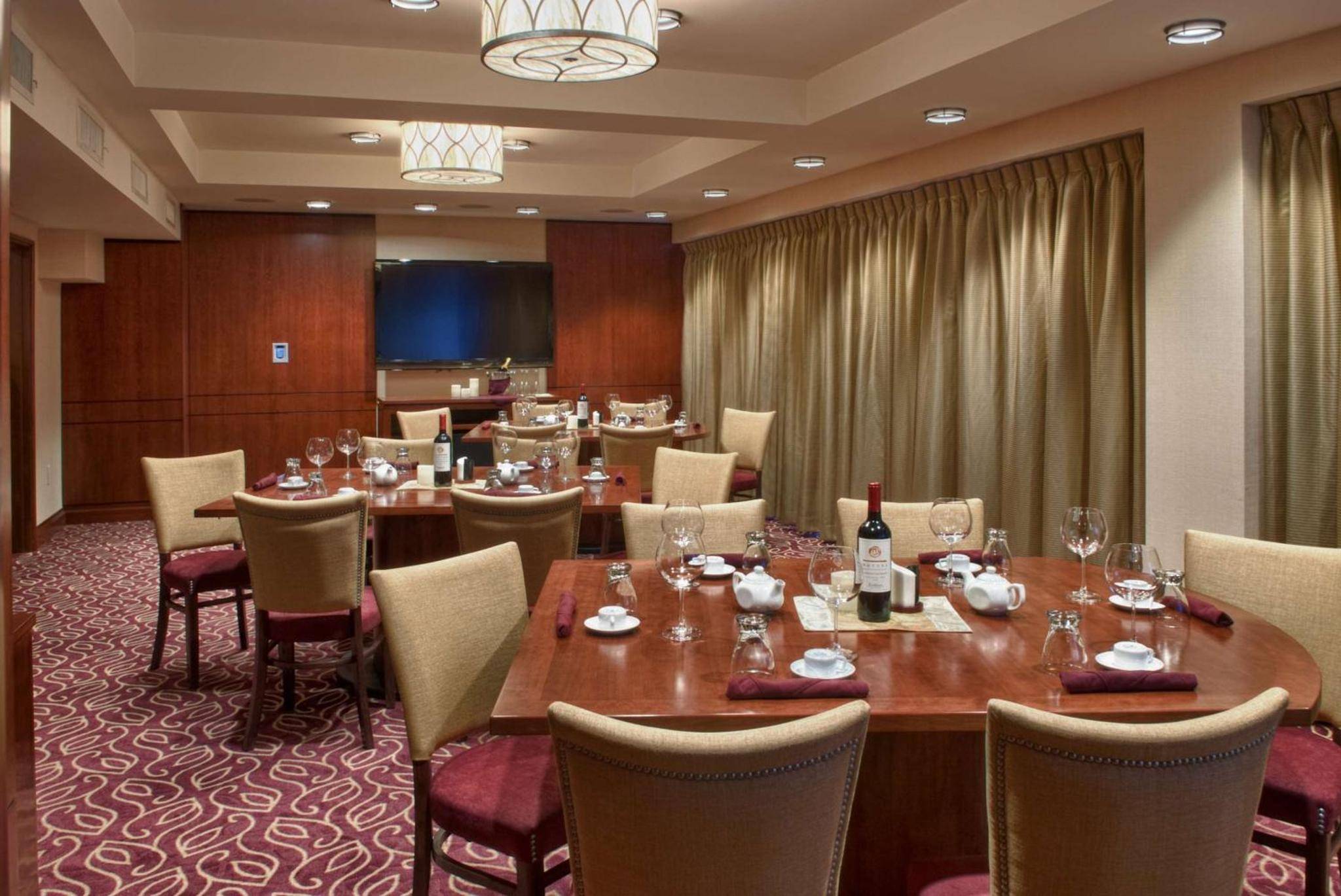 Viana Hotel & Spa