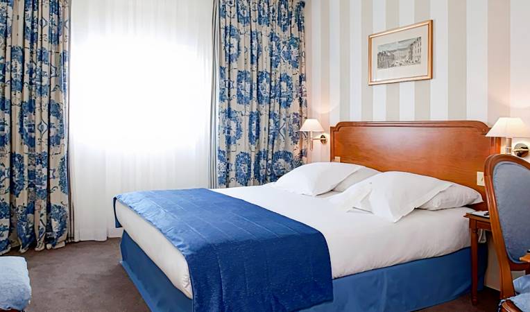 Hôtel Paris Neuilly