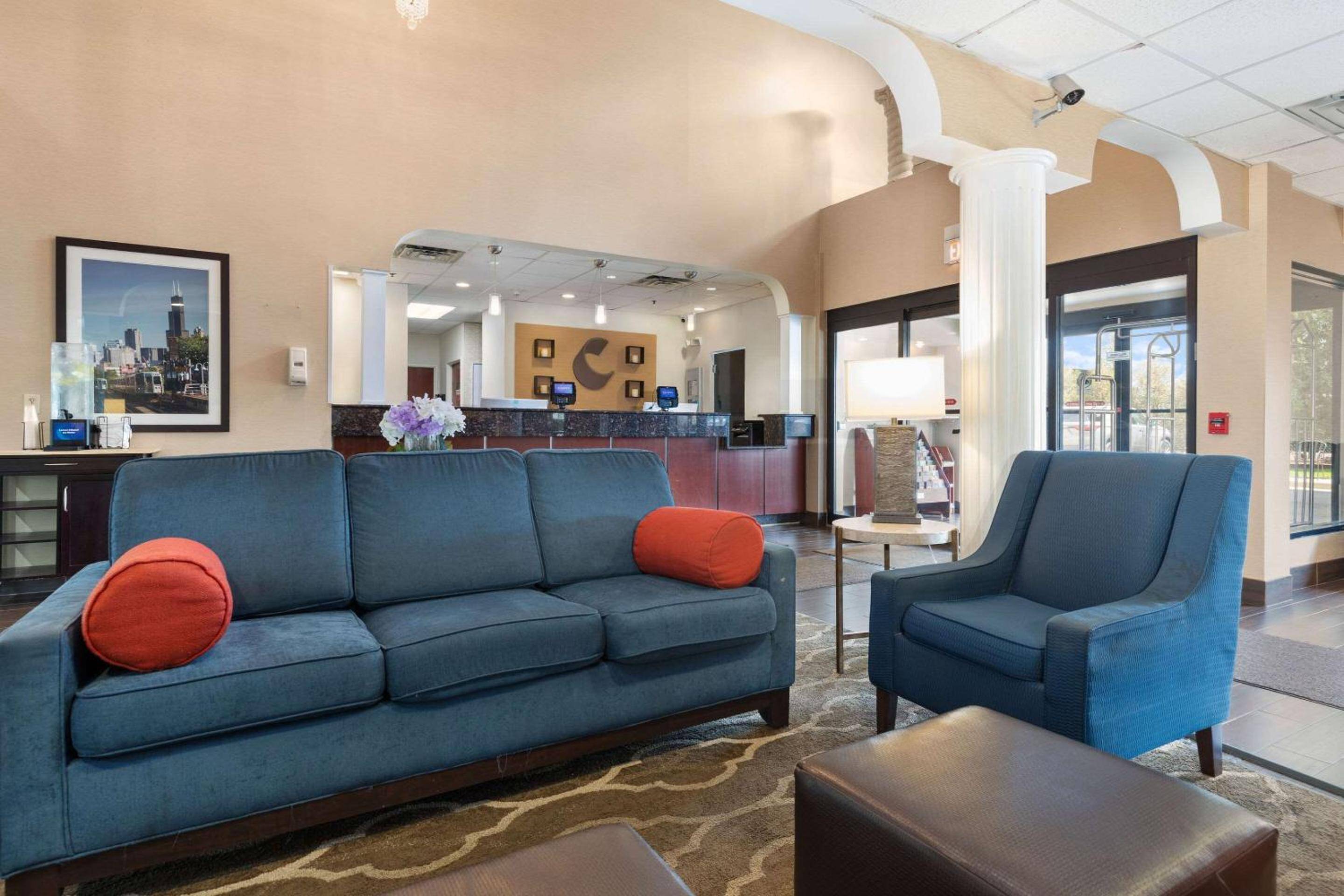 Comfort Suites Lombard/Addison