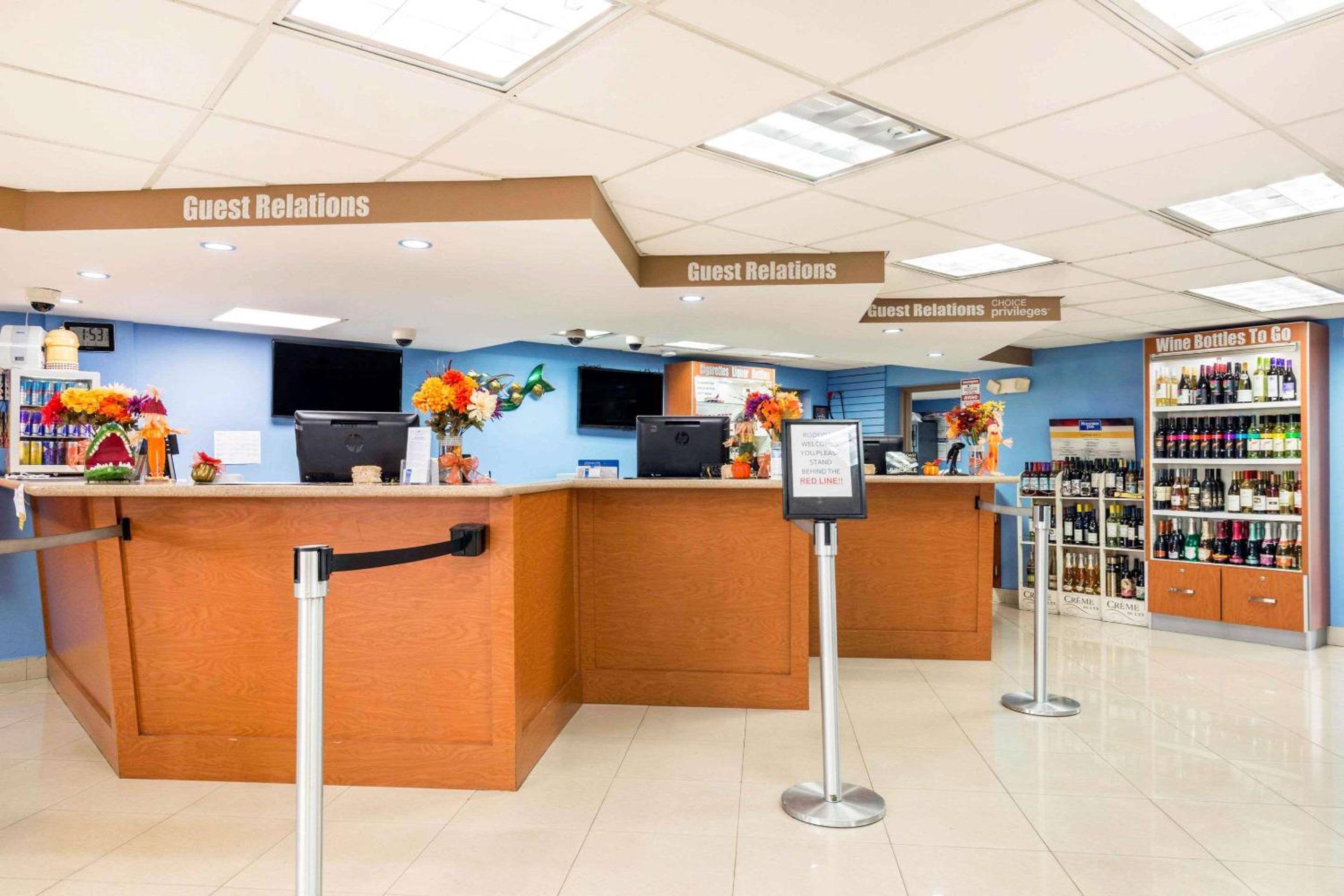 Rodeway Inn & Suites Fort Lauderdale Airport / Cruise Port