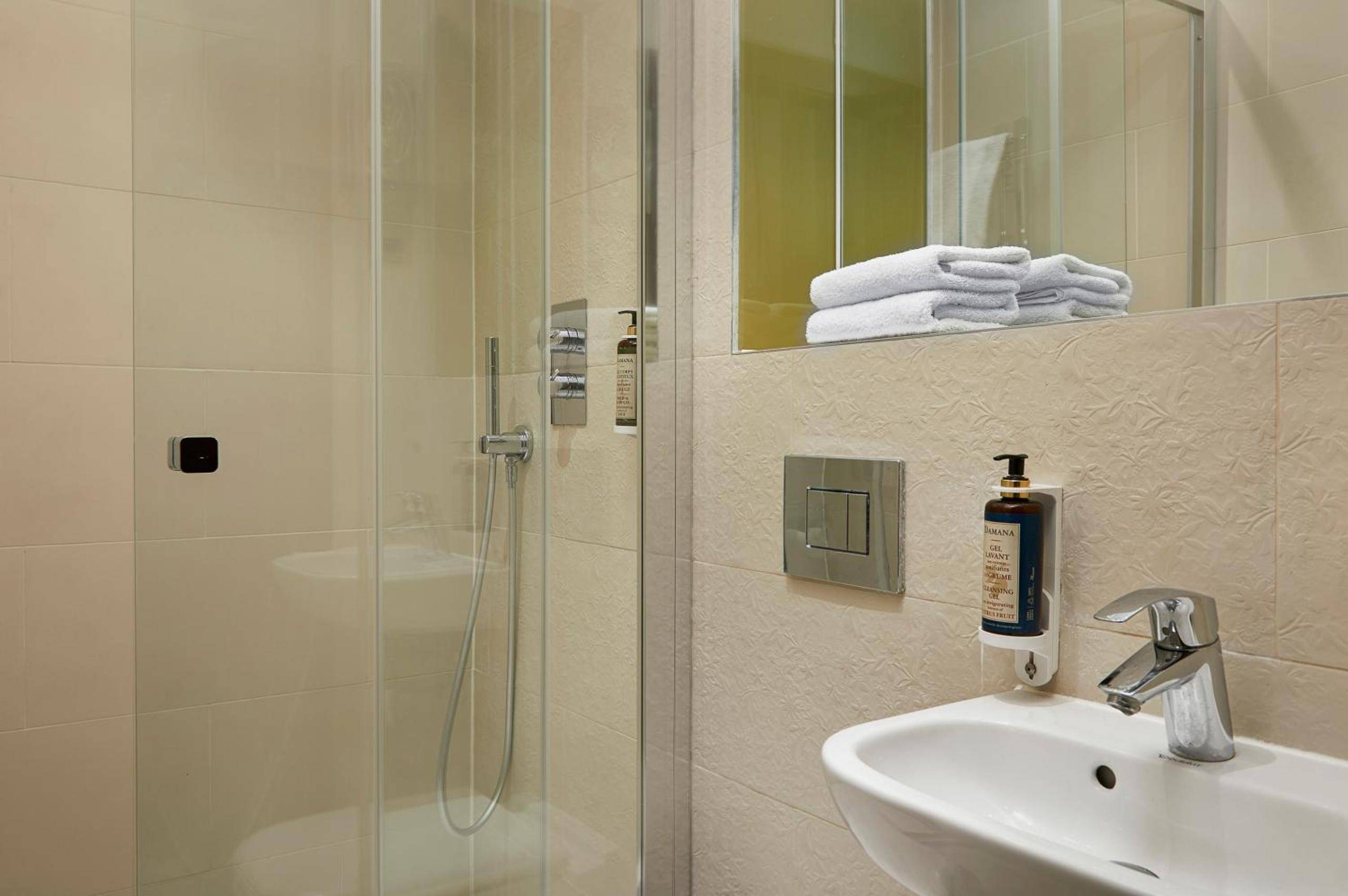 Seraphine Hammersmith Hotel