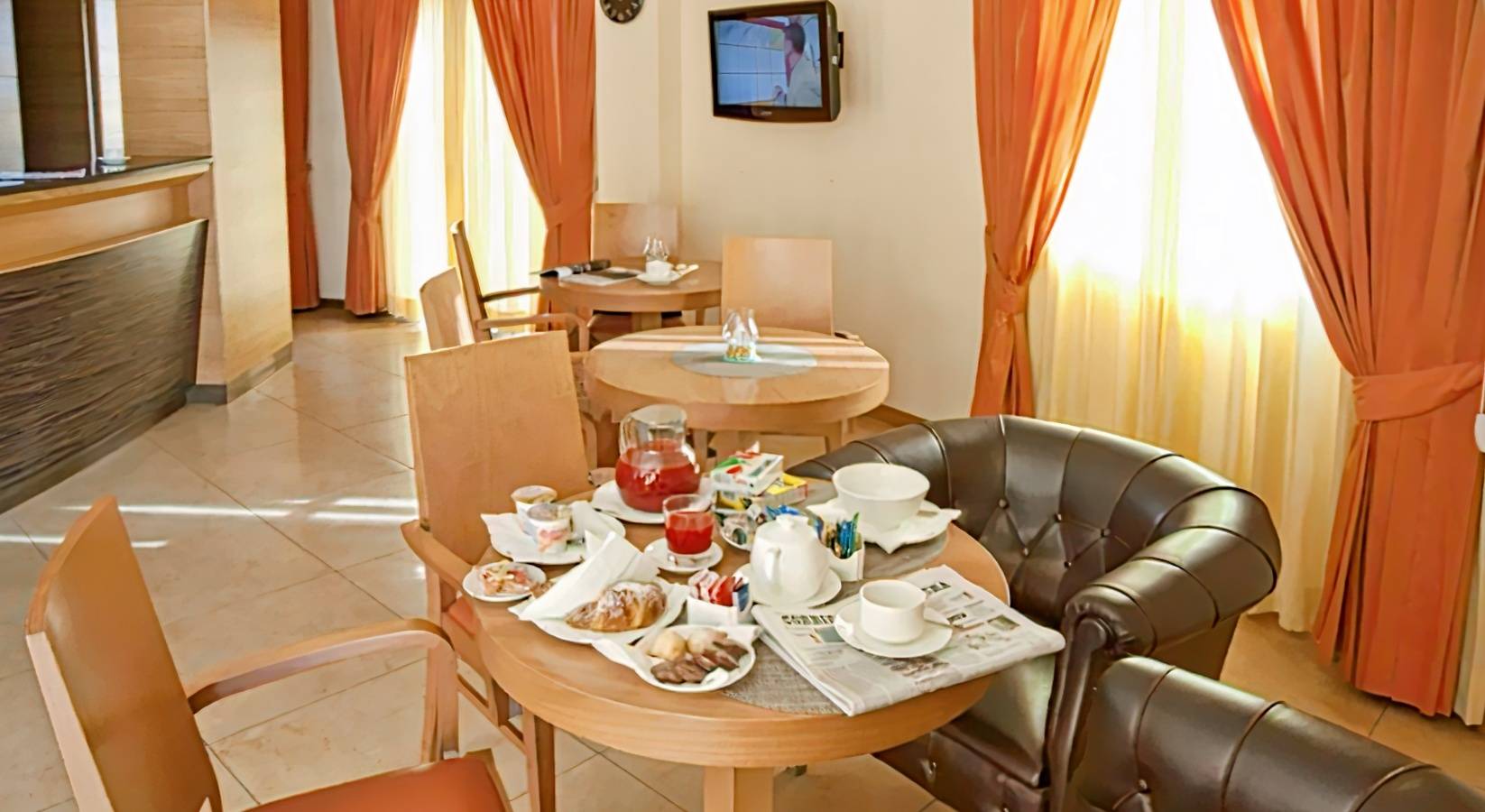 City Hotel