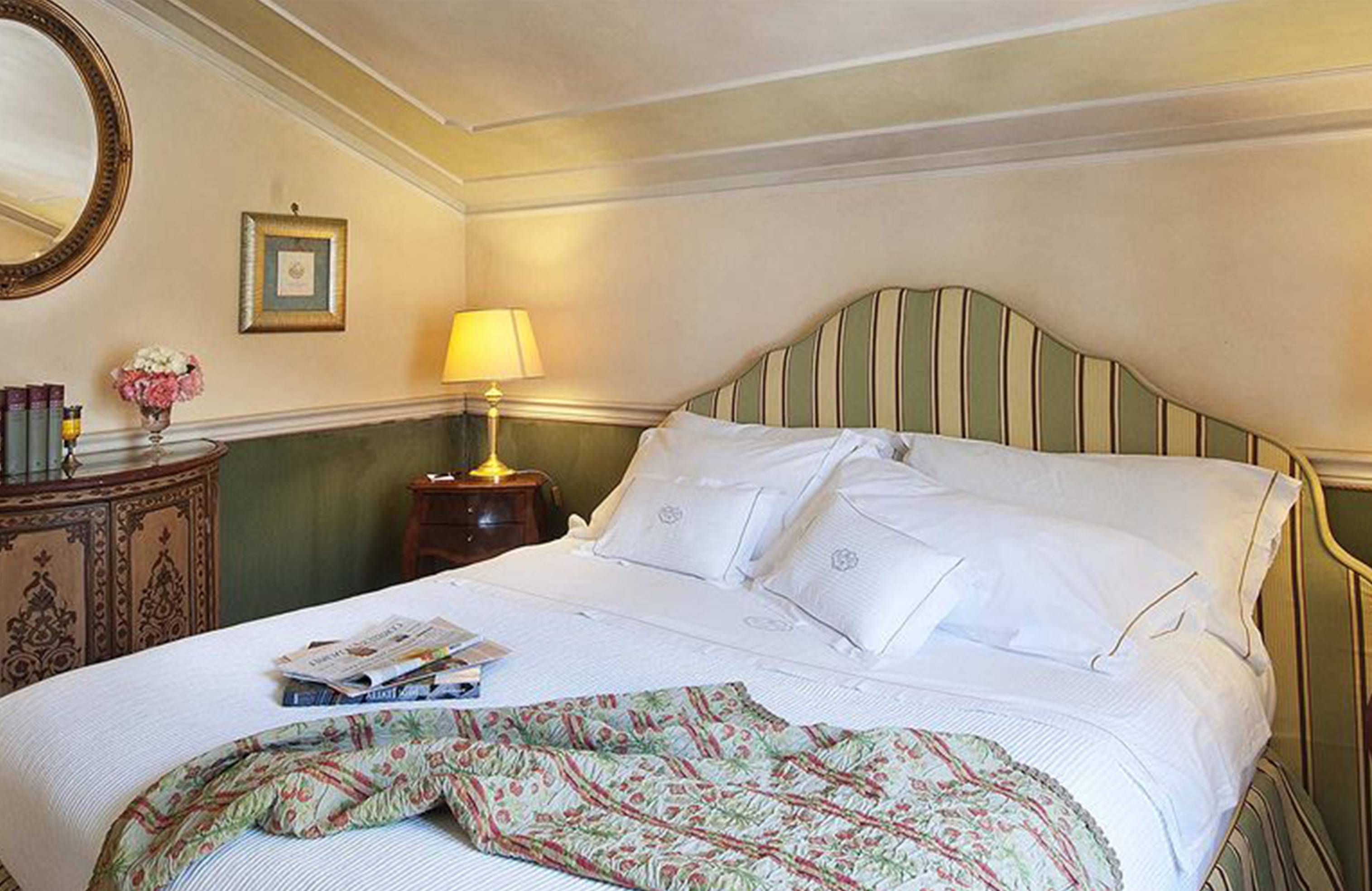 Petit Palais Hotel de Charme, Milano : hotel during the day - Dayuse.com, image size:3029x1967