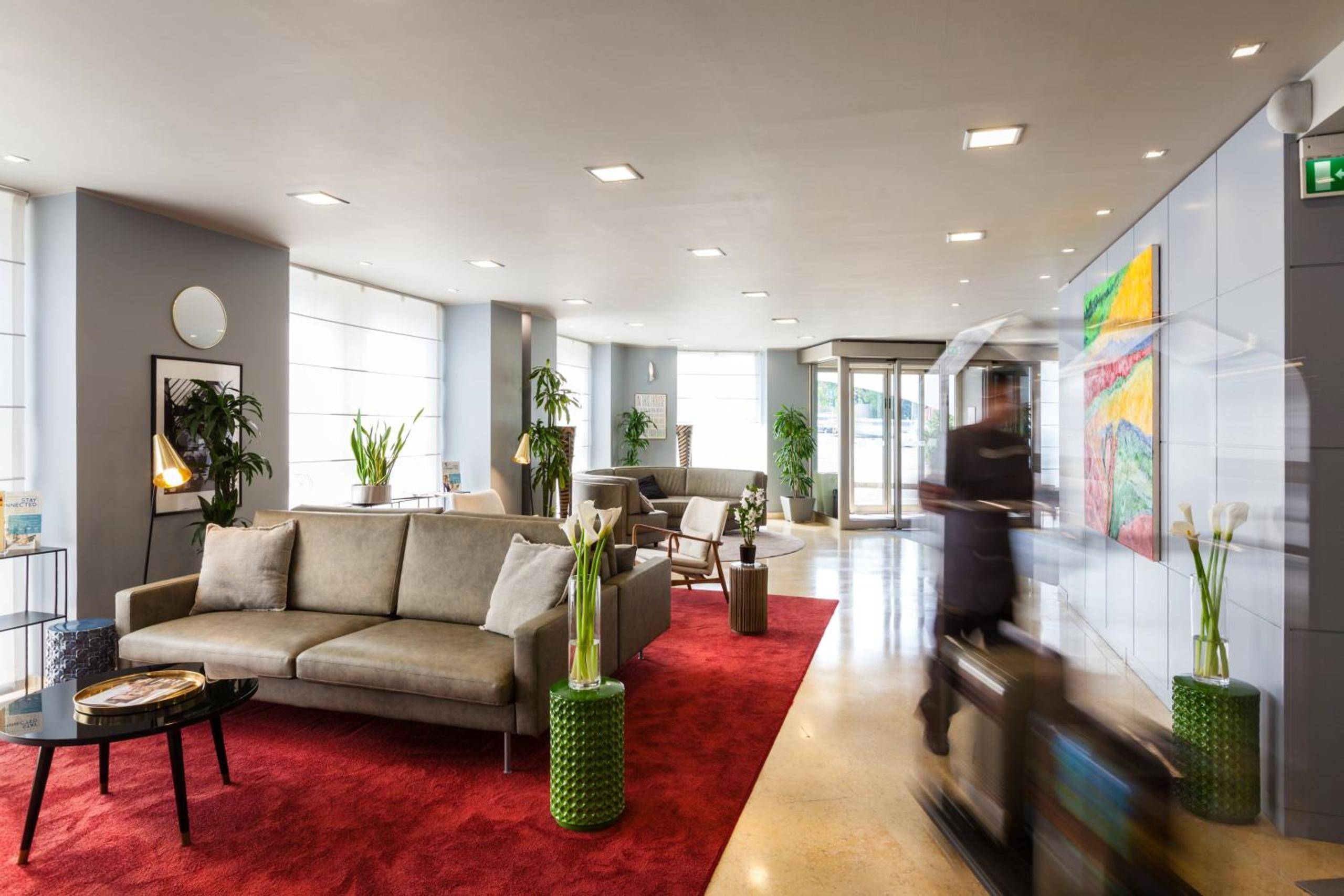 Holiday Inn Milan Garibaldi Station