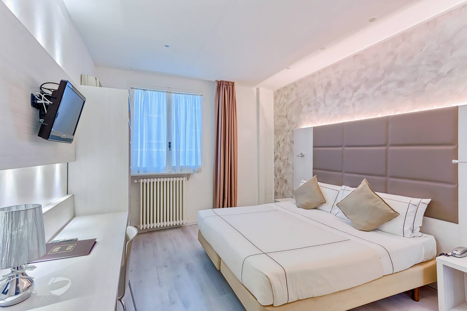 Agape Hotel