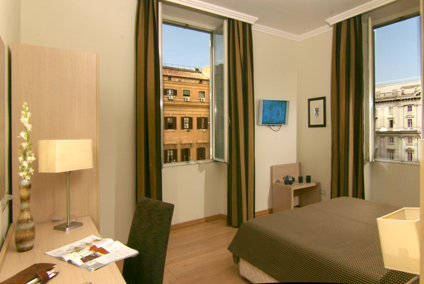 In Hotel XX Settembre