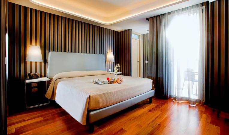Callistos Hotel