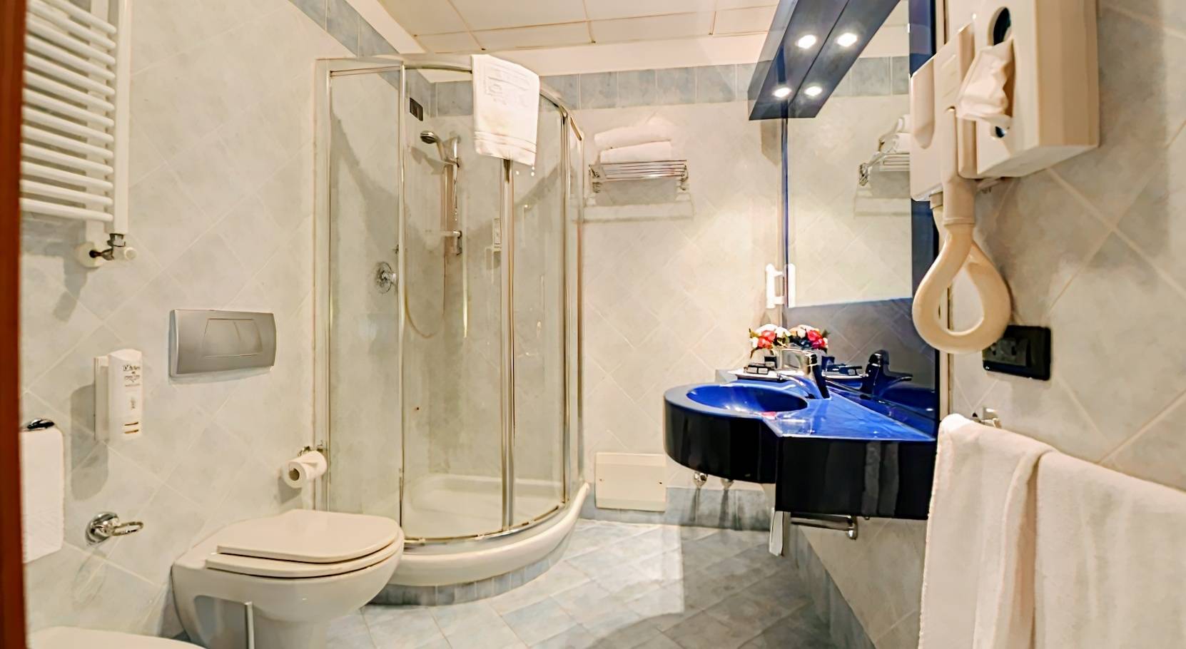 Hotel Parisi