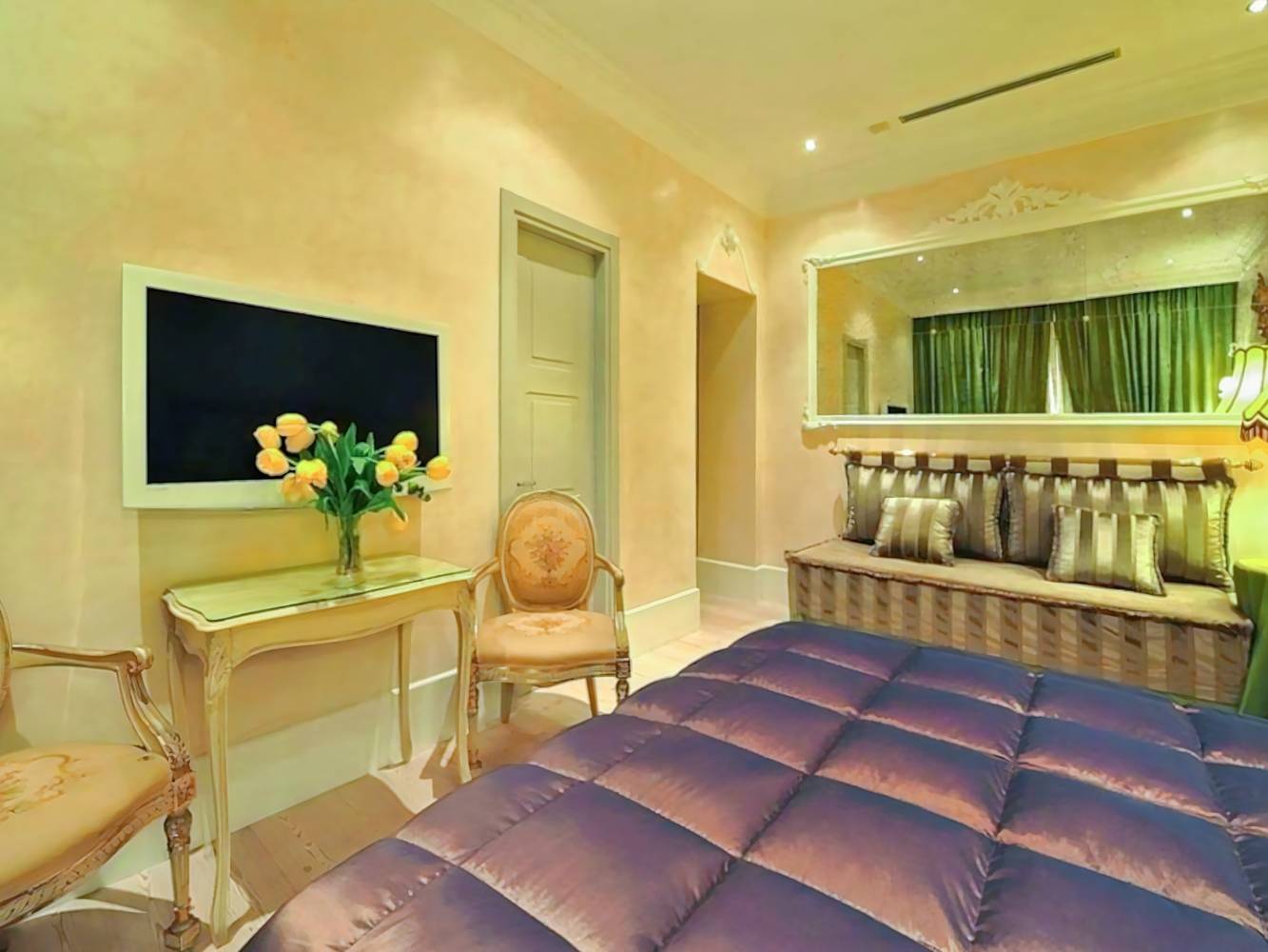 Mdm Guesthouse