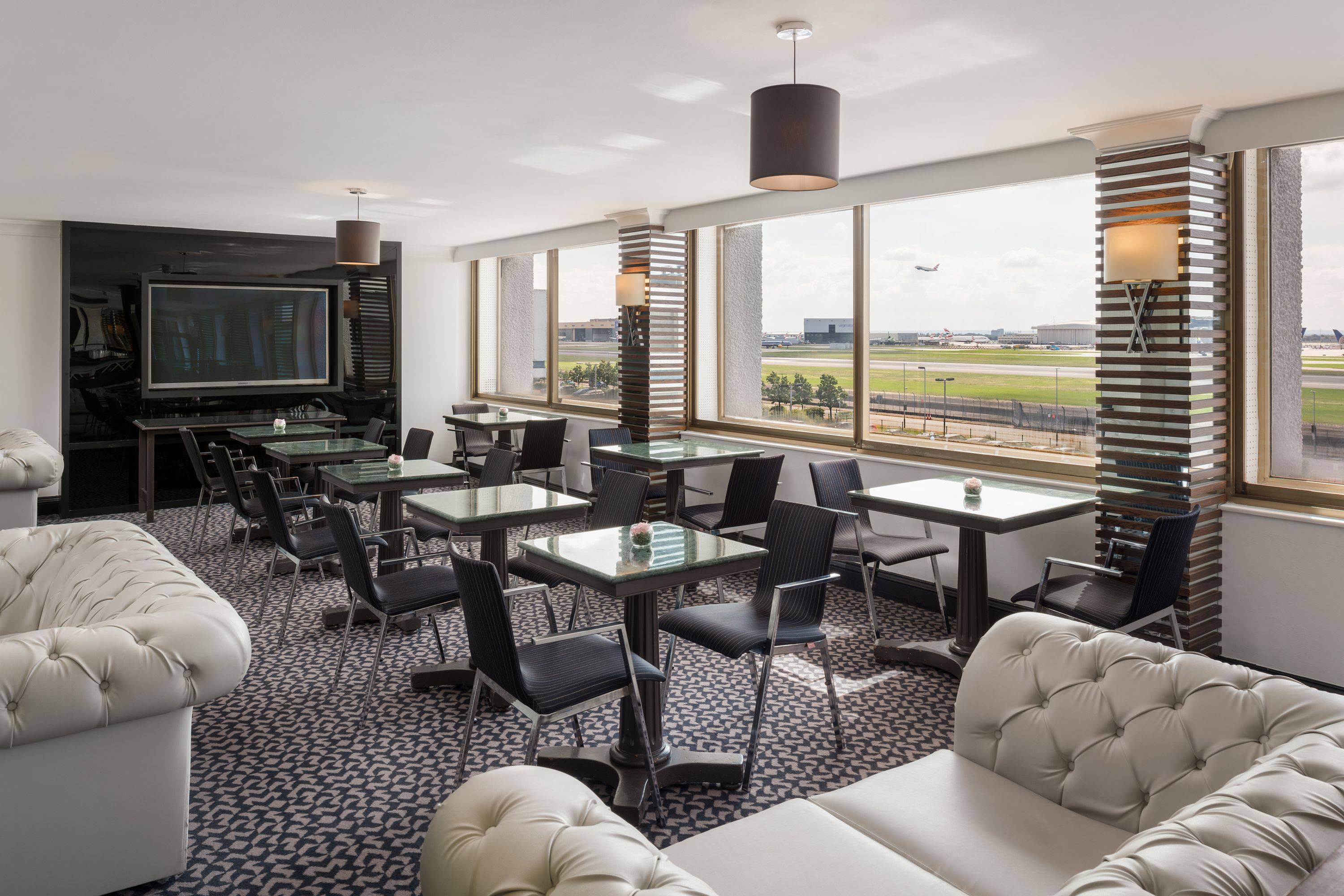 Renaissance London Heathrow Hotel