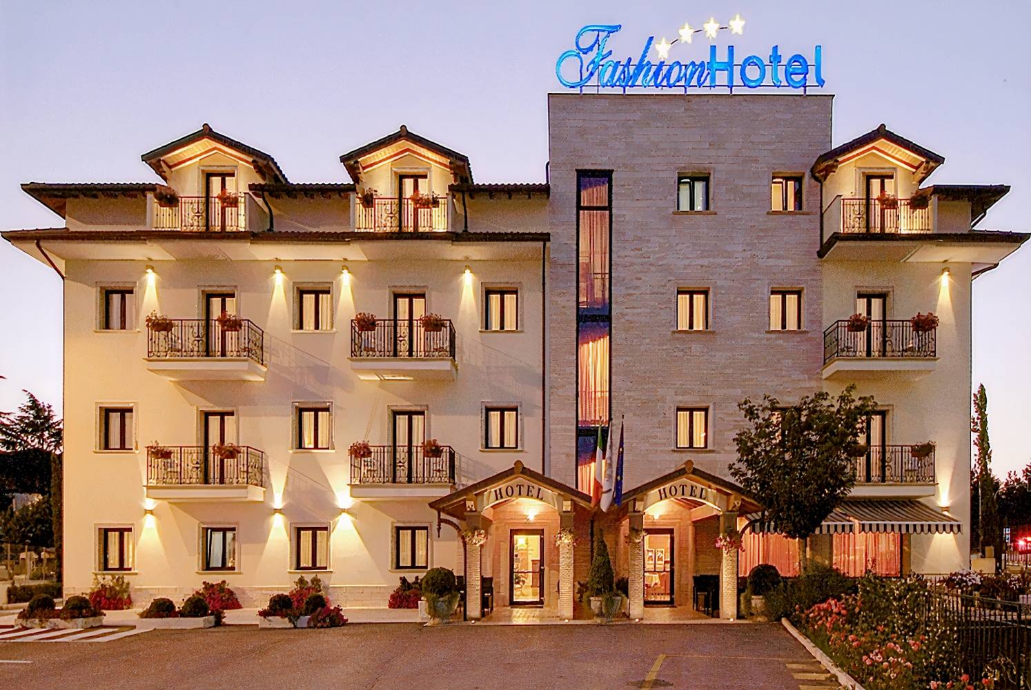 Fashion Hotel