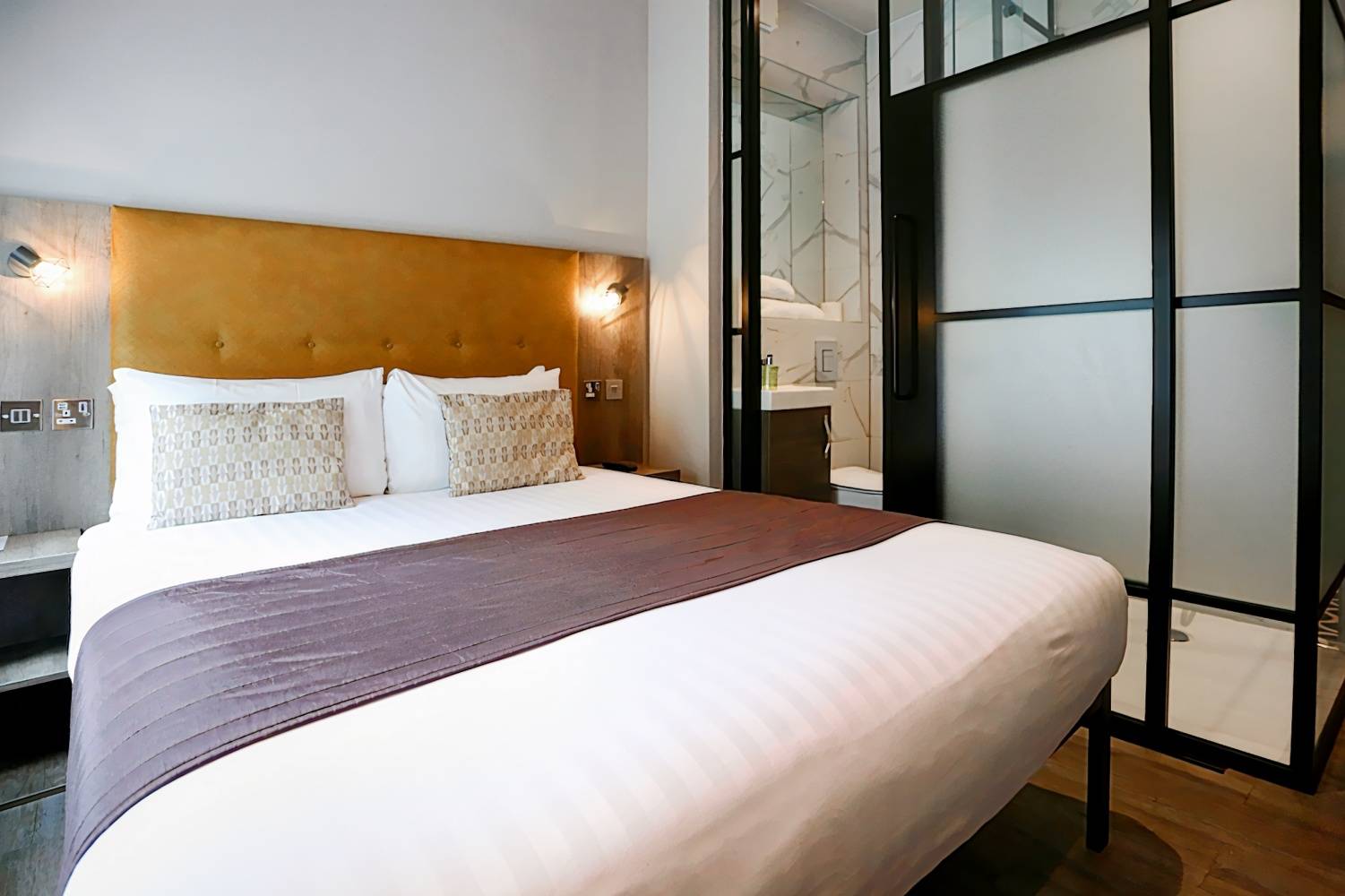 Euston Square Hotel