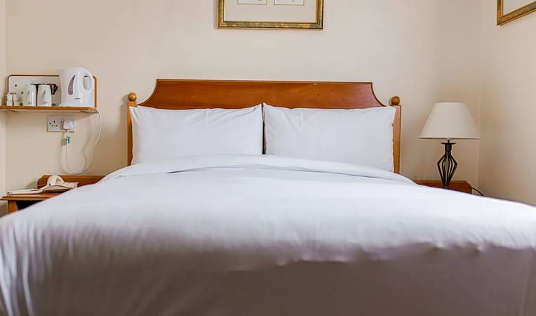 Victor Hotel