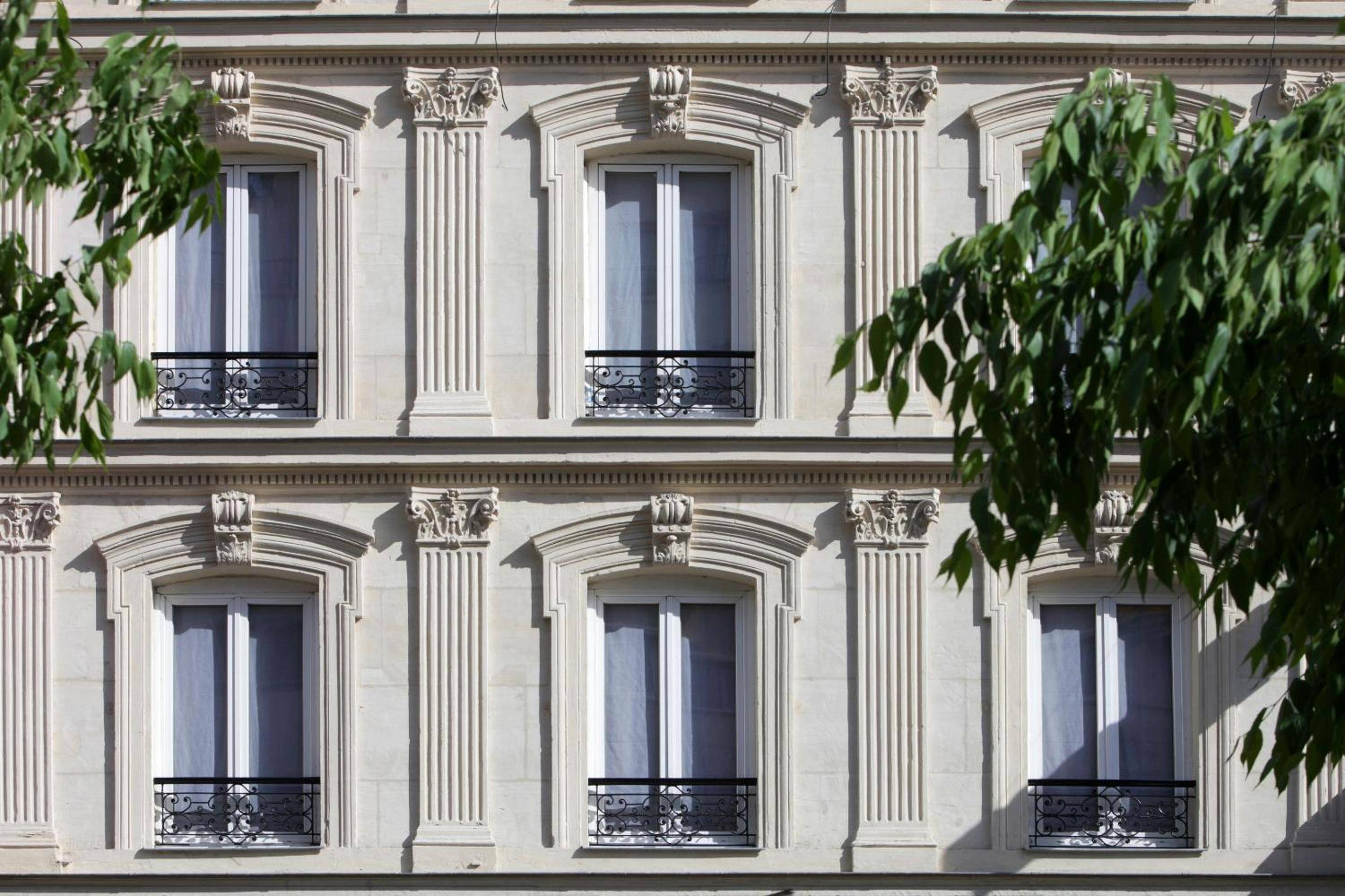 Contact Hôtel Alizé Montmartre