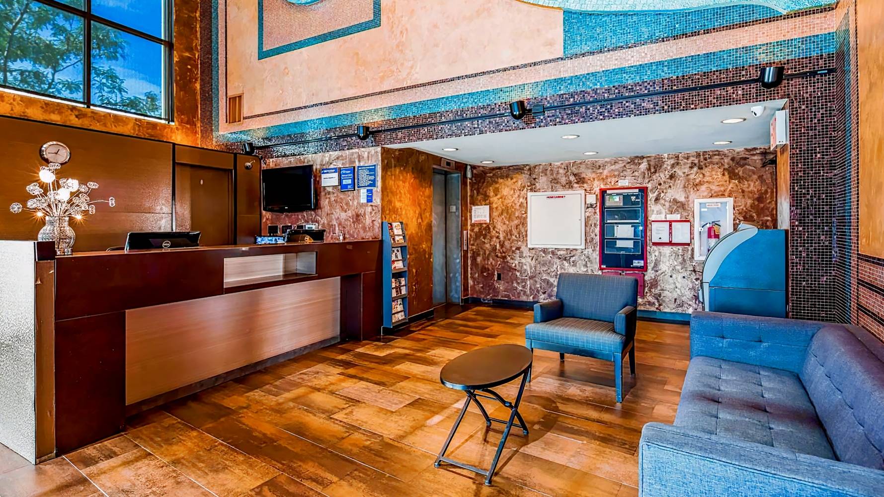 Best Western Plus Brooklyn Bay Hotel, Sheepshead Bay : -45% during the