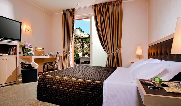 Hotel Master