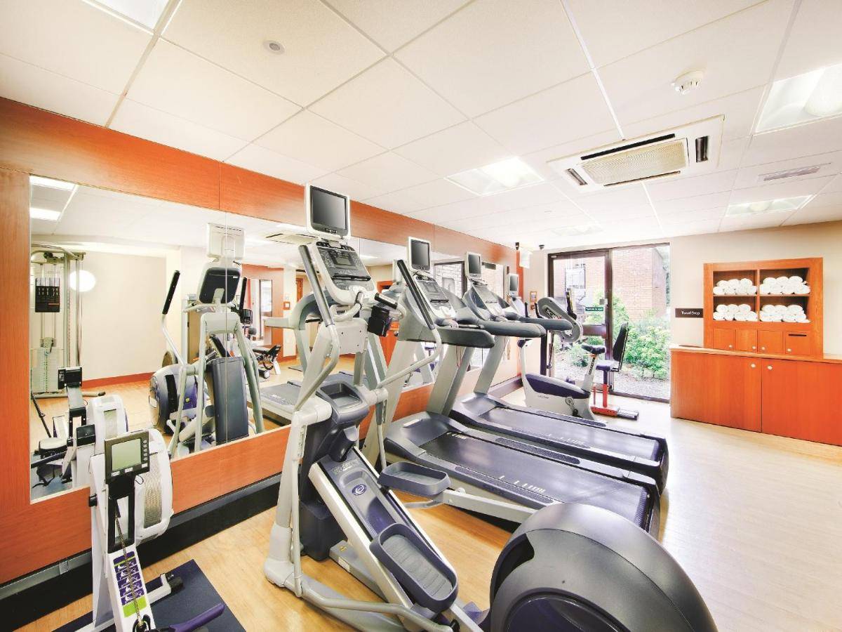 DoubleTree by Hilton Manchester Airport