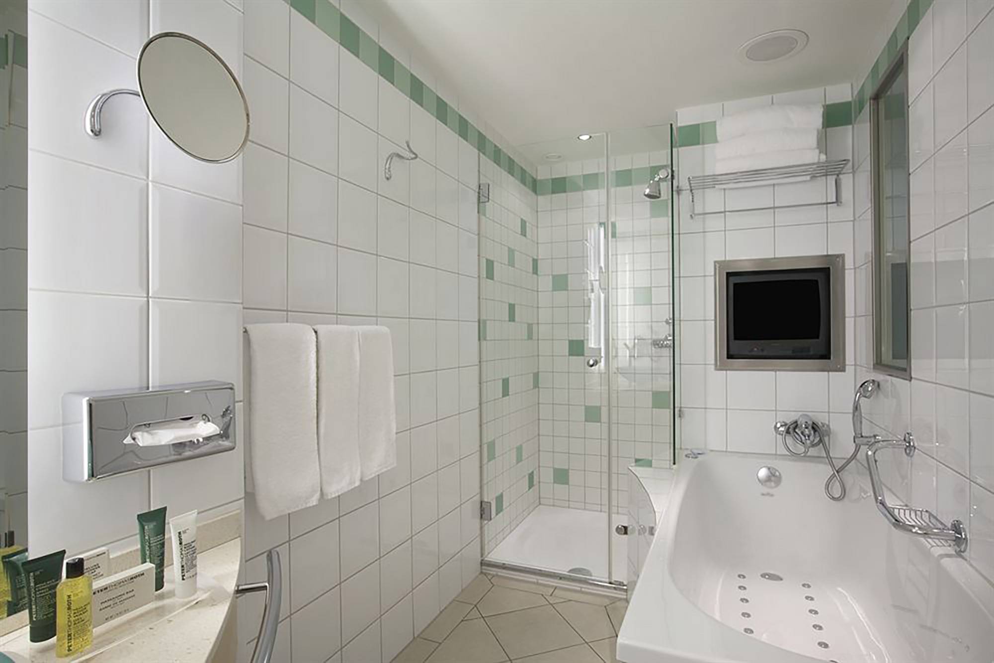 Hilton Zurich Airport (Duplicate inactive)